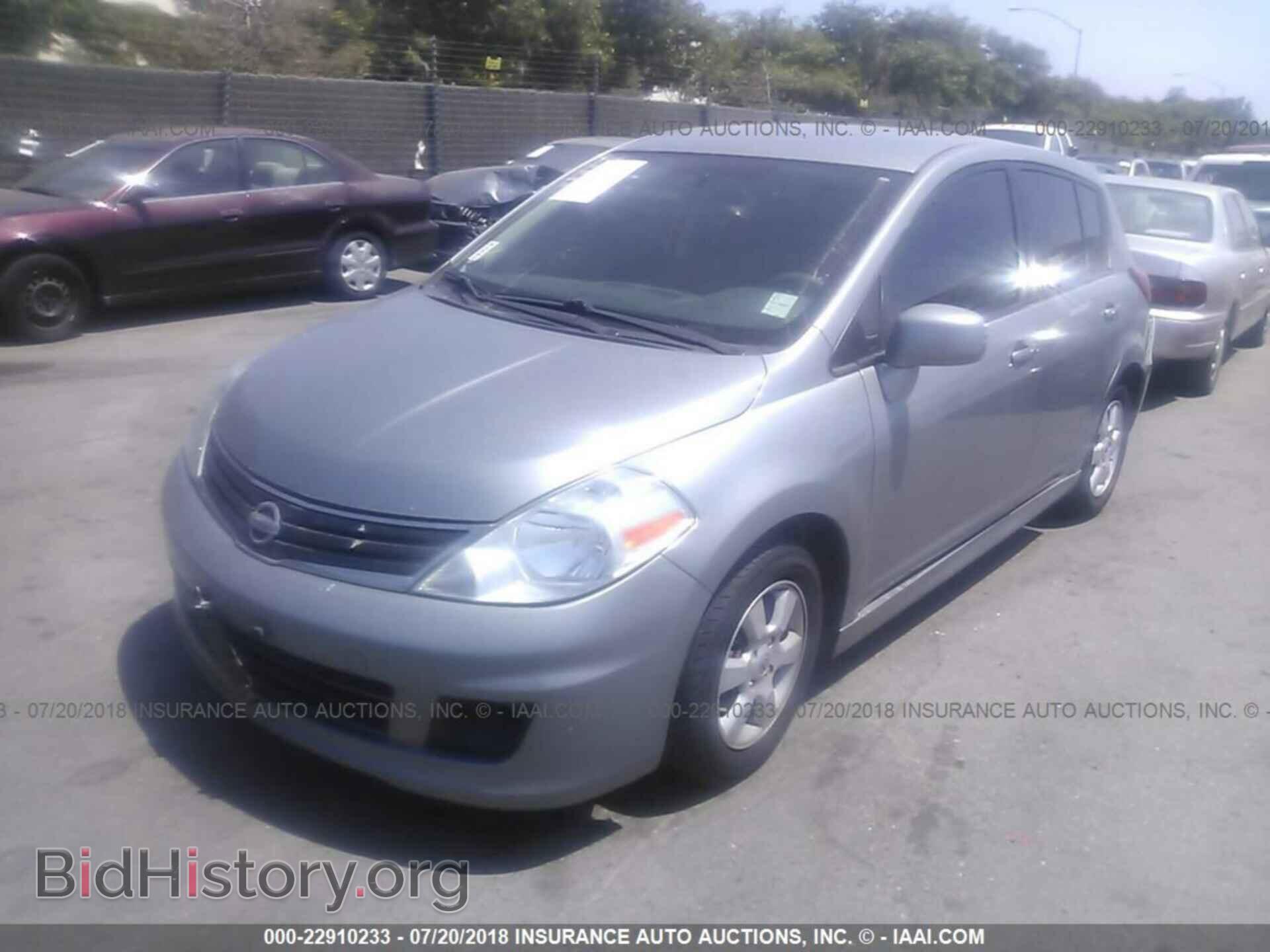 2011 Nissan Versa - VIN: 3N1BC1CP2BL390848 - Фото 2