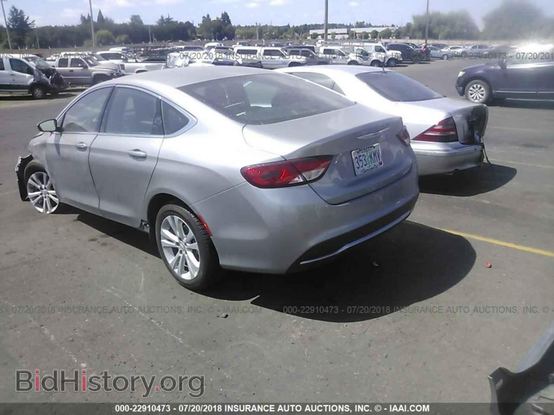 2015 Chrysler 200 - VIN: 1C3CCCAB8FN630872 - Photo 3
