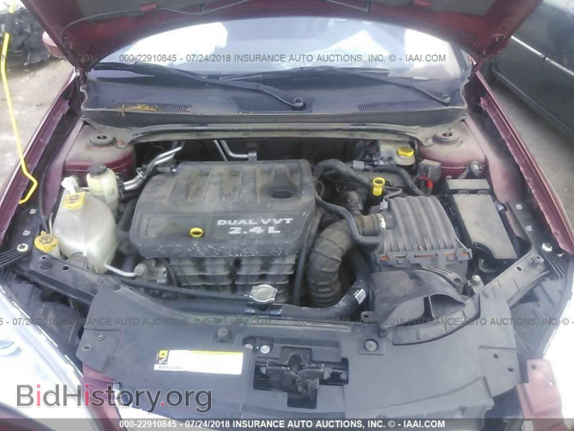 2013 Chrysler 200 - VIN: 1C3CCBAB2DN647125 - Photo 10