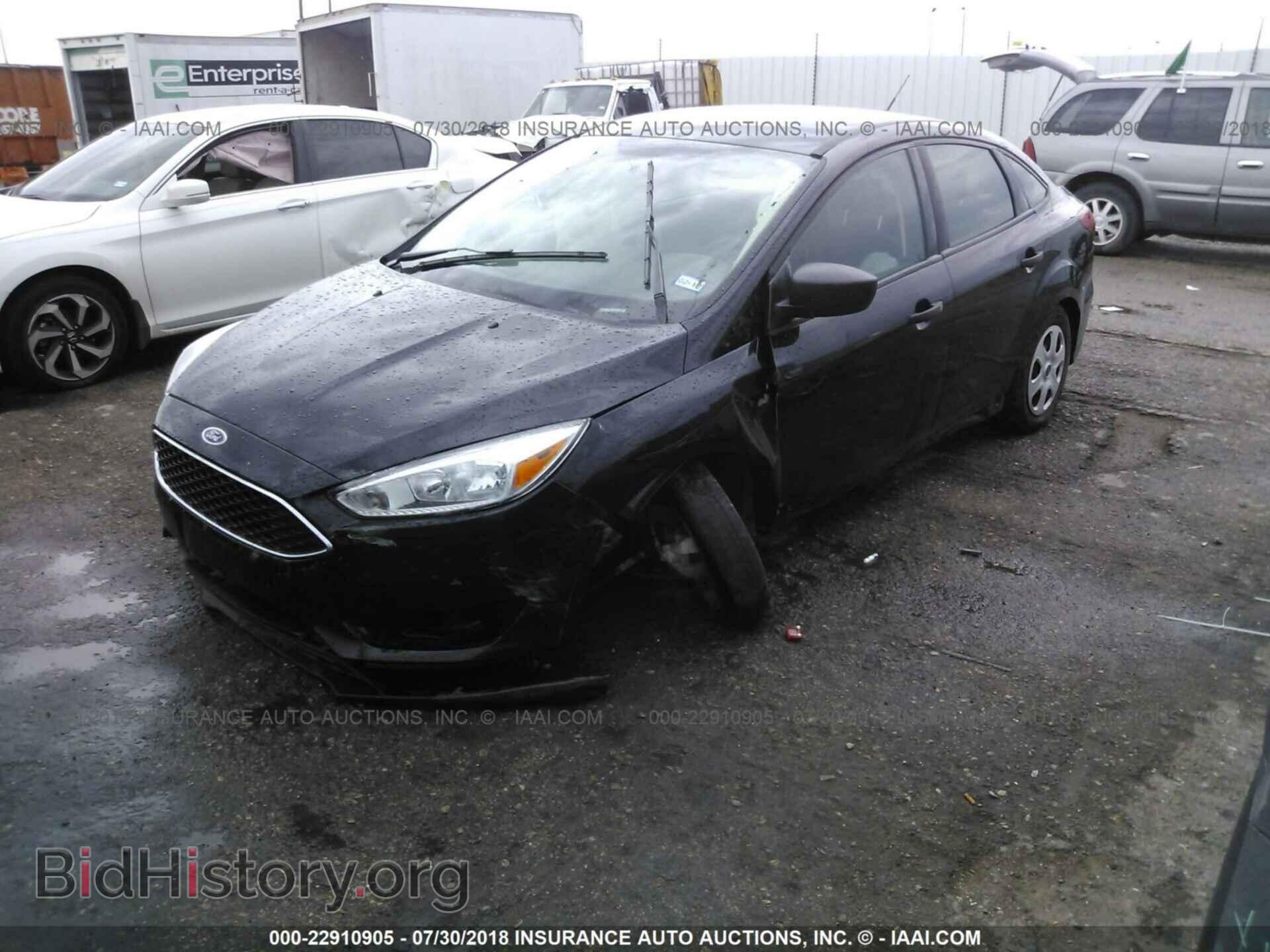 2016 Ford Focus - VIN: 1FADP3E22GL253019 - Фото 2