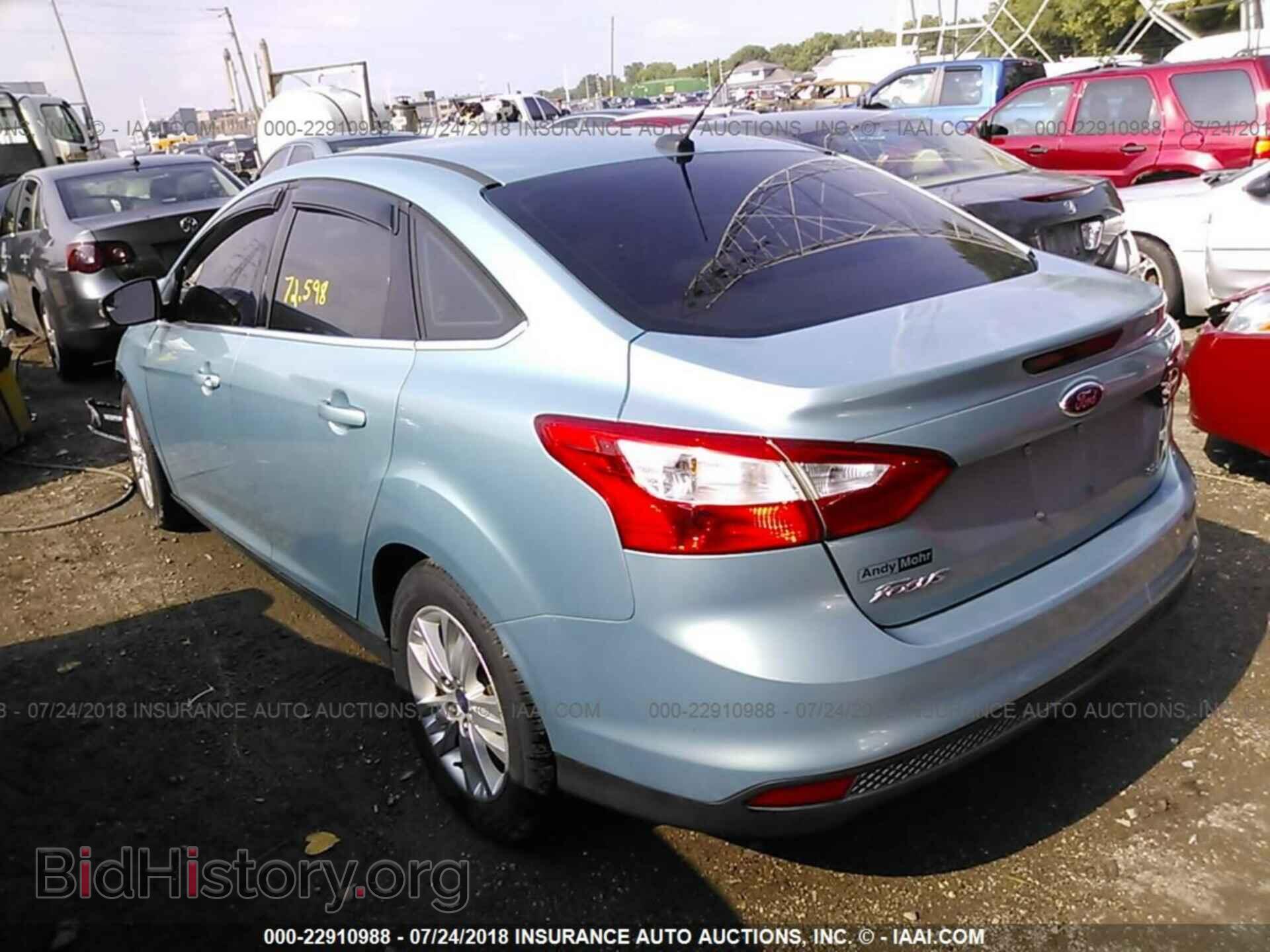 2012 Ford Focus - VIN: 1FAHP3H27CL361370 - Photo 3
