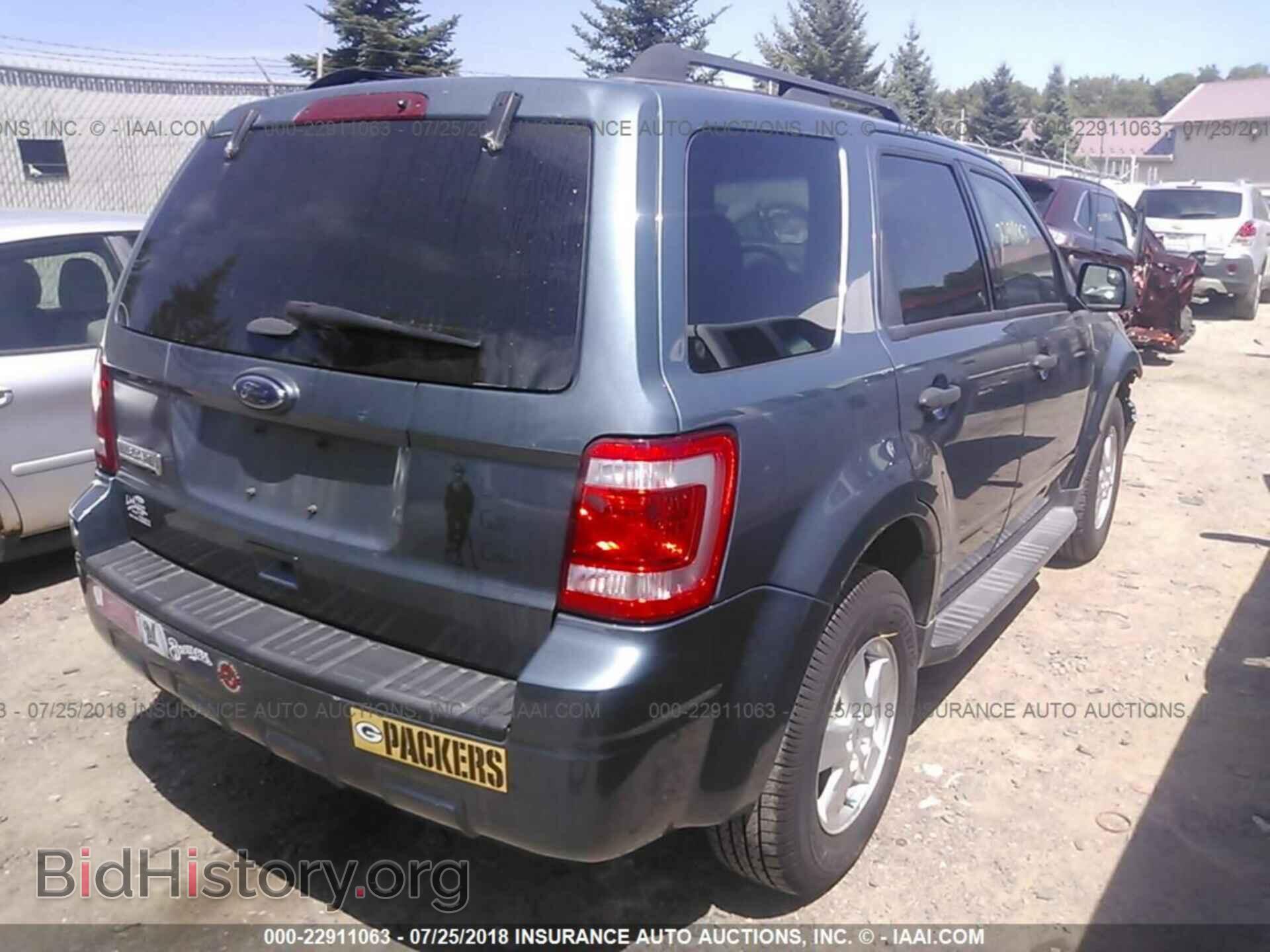 2011 Ford Escape - VIN: 1FMCU0D73BKA94435 - Photo 4