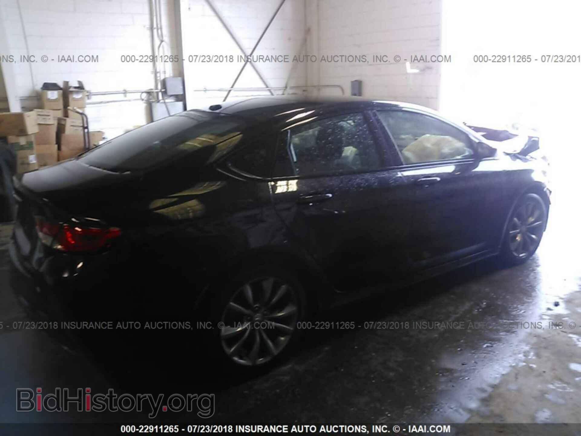 2015 Chrysler 200 - VIN: 1C3CCCBB2FN578461 - Фото 4