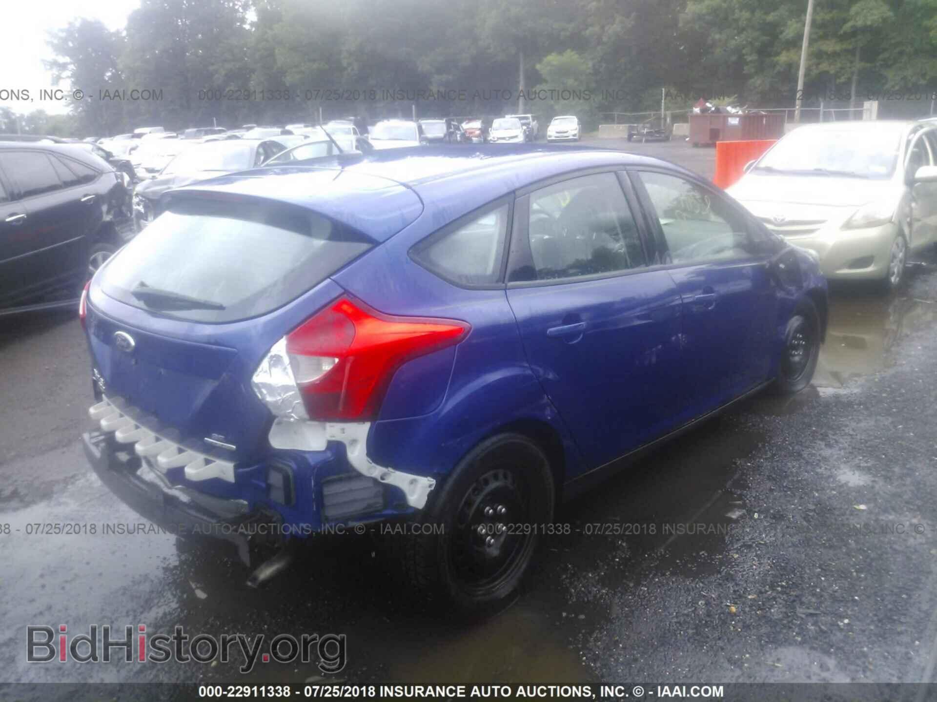 2012 Ford Focus - VIN: 1FAHP3K22CL436730 - Photo 4