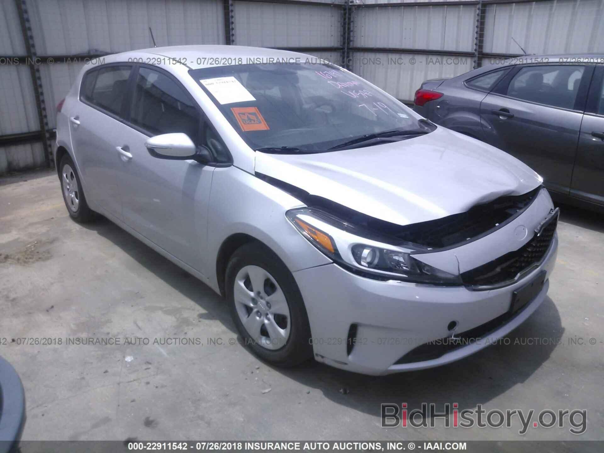 Photo KNAFK5A80H5668155 - KIA FORTE 2017