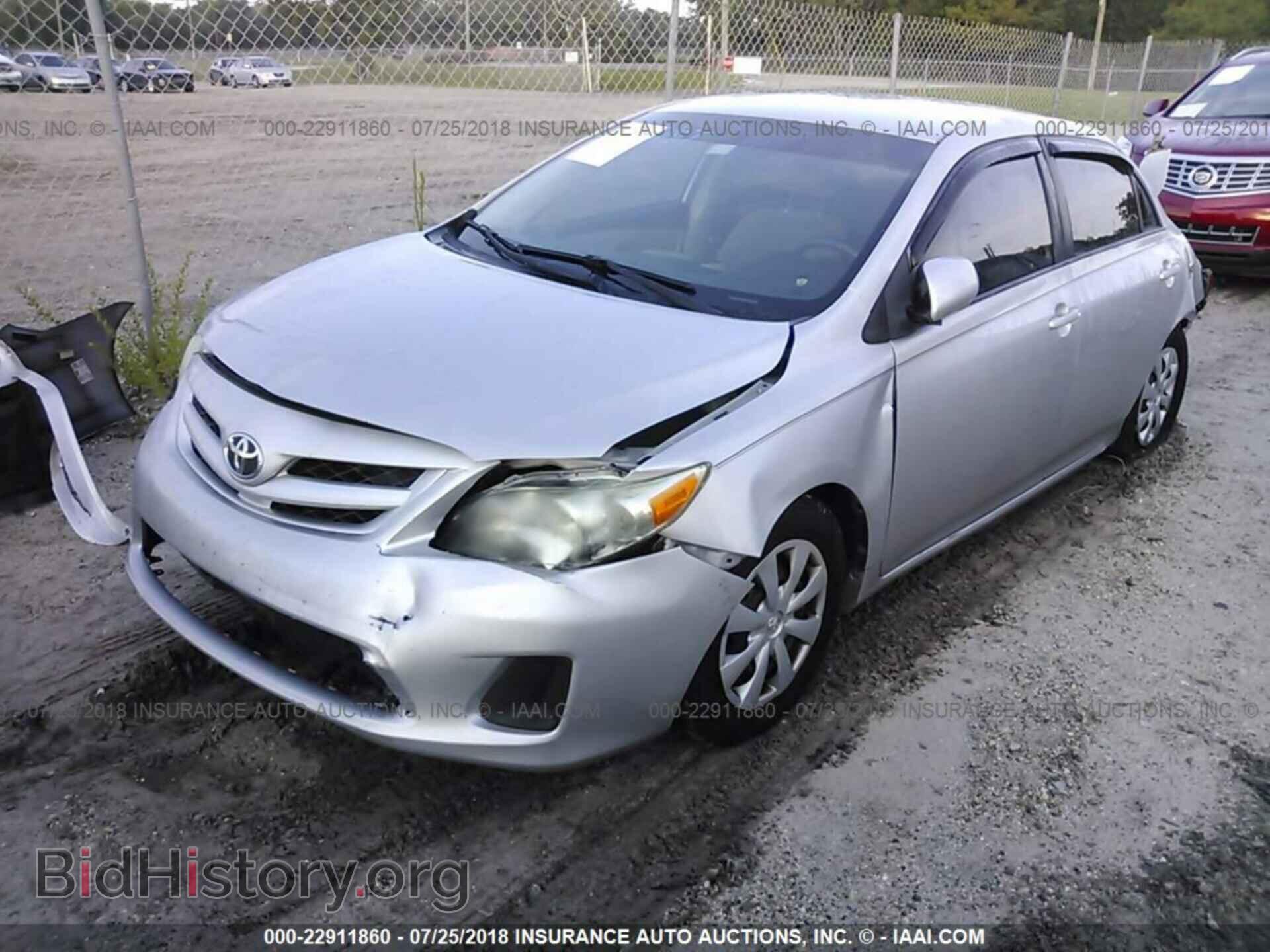 2011 Toyota Corolla - VIN: 2T1BU4EE0BC686140 - Фото 2