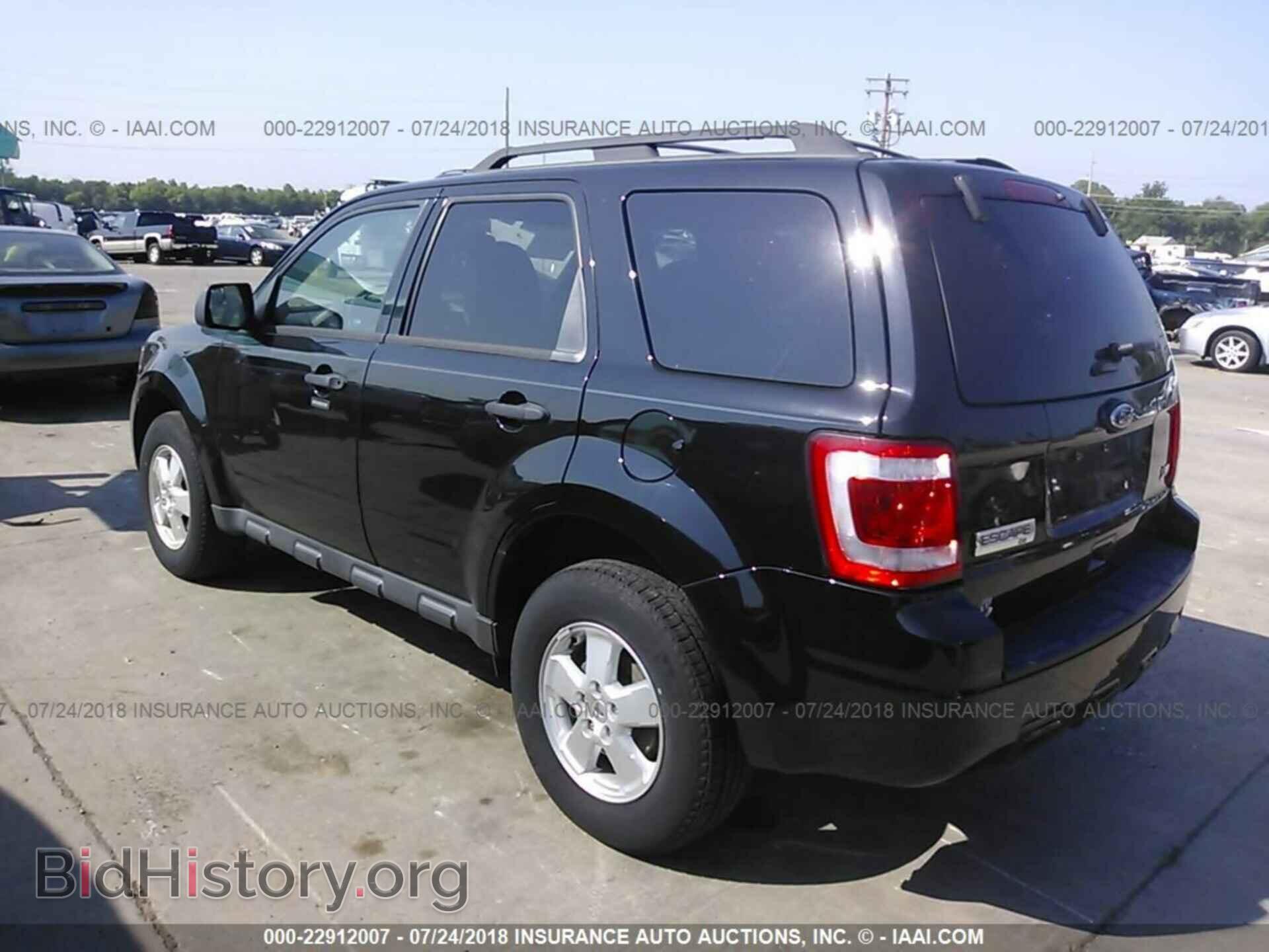 2012 Ford Escape - VIN: 1FMCU0DG0CKC66177 - Фото 3