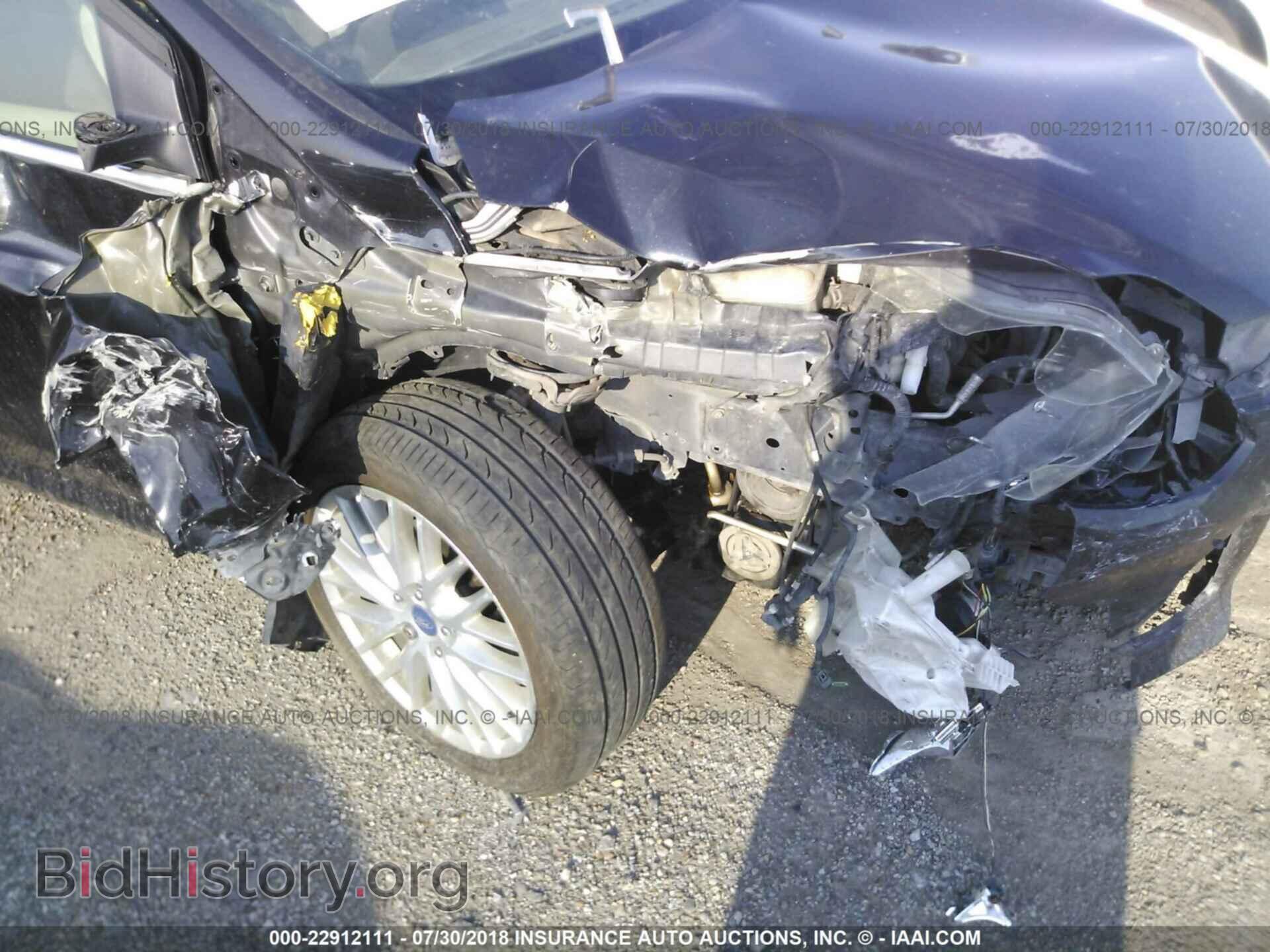 2012 Ford Focus - VIN: 1FAHP3M20CL338387 - Photo 6