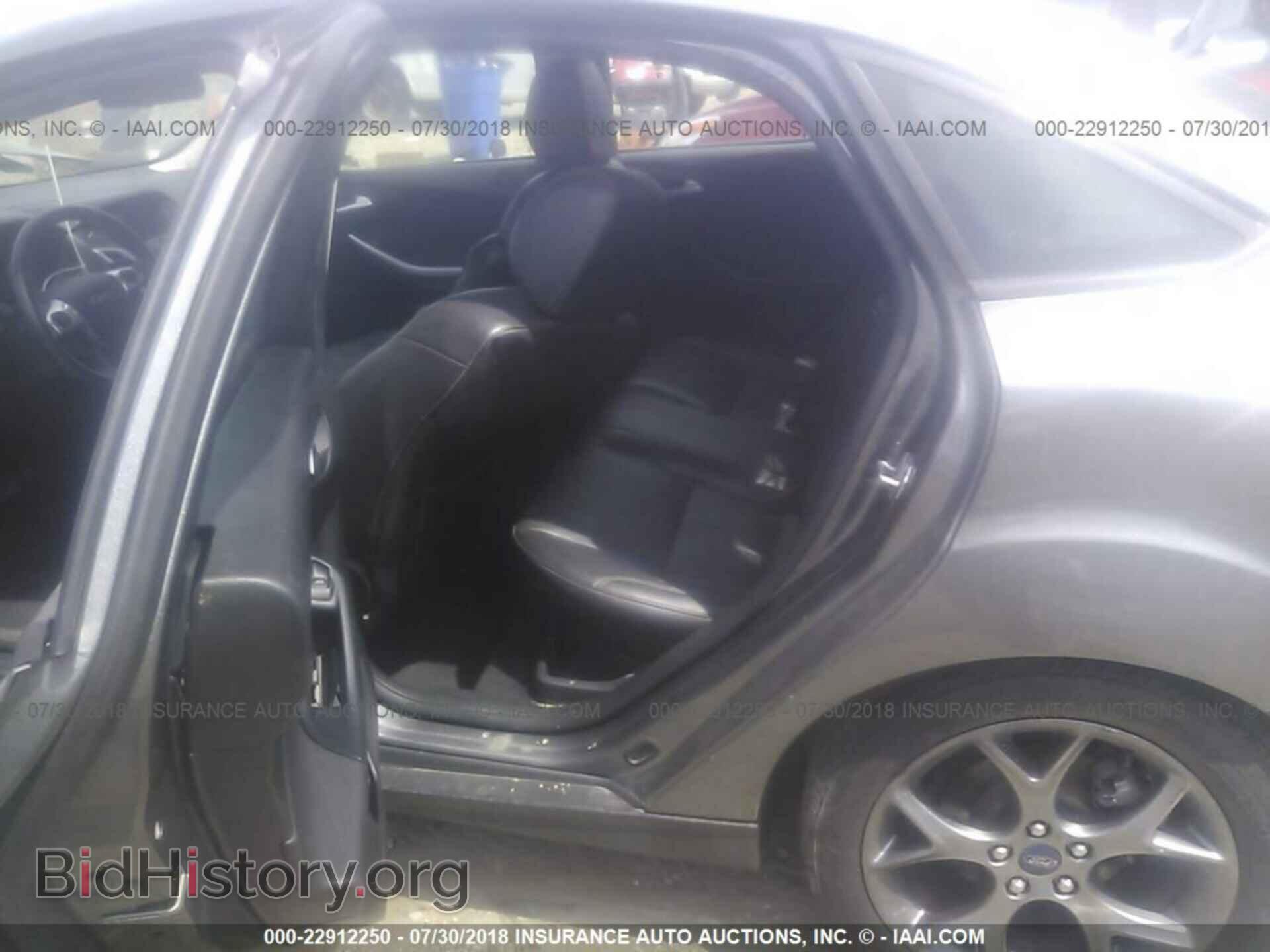 2013 Ford Focus - VIN: 1FADP3F27DL302015 - Фото 8