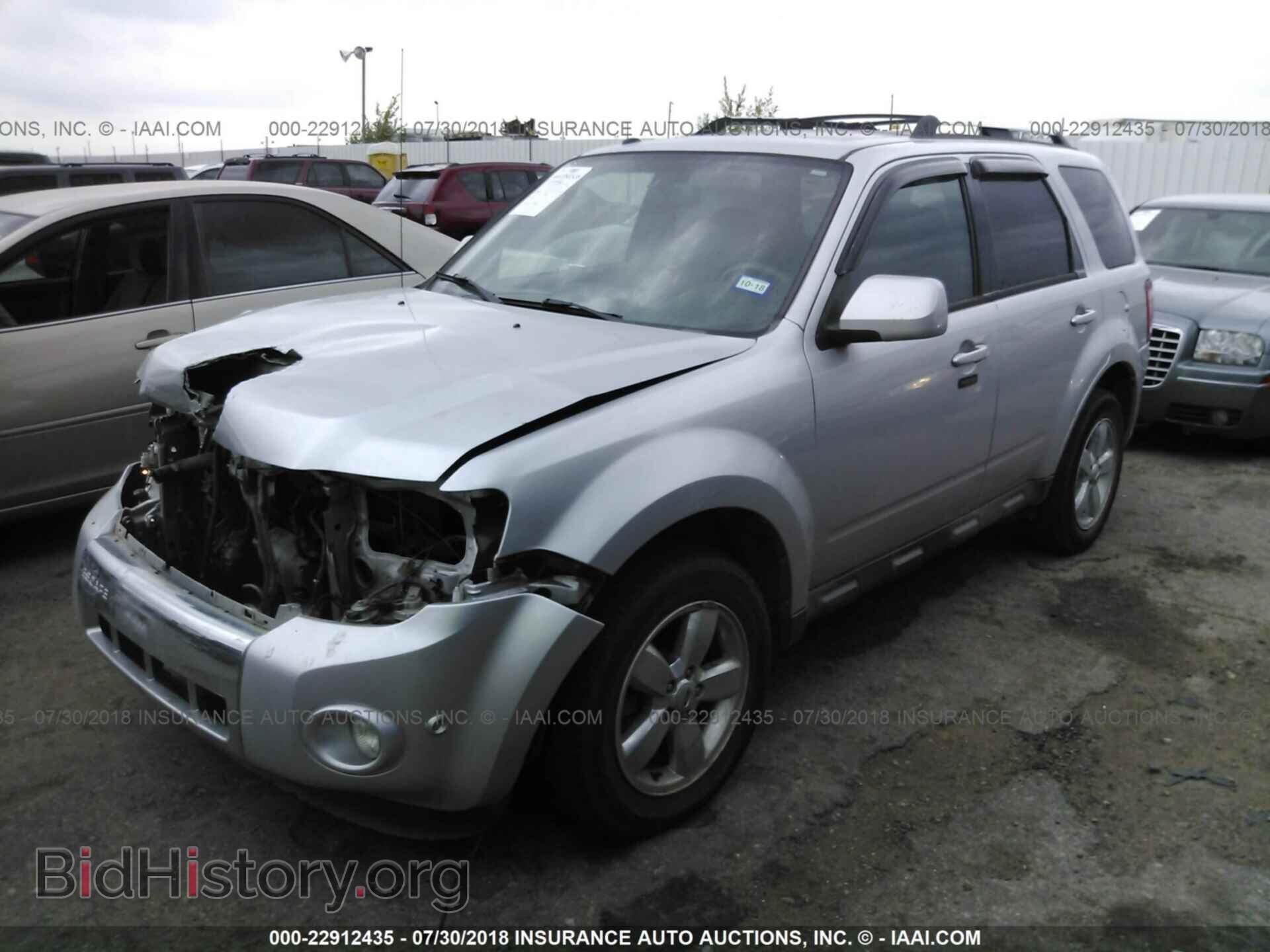 2012 Ford Escape - VIN: 1FMCU0EG8CKB41538 - Photo 2