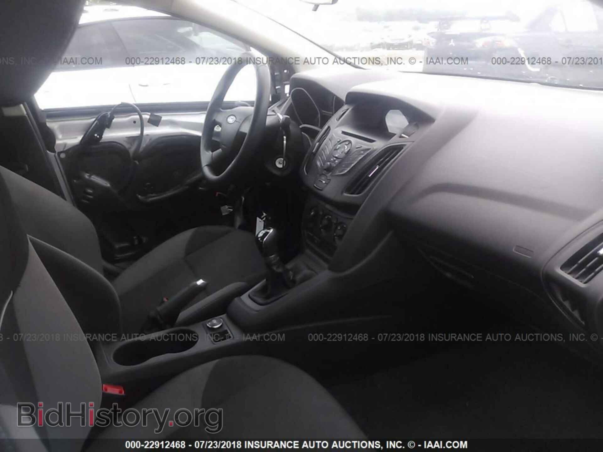 2013 Ford Focus - VIN: 1FADP3E2XDL370133 - Photo 5