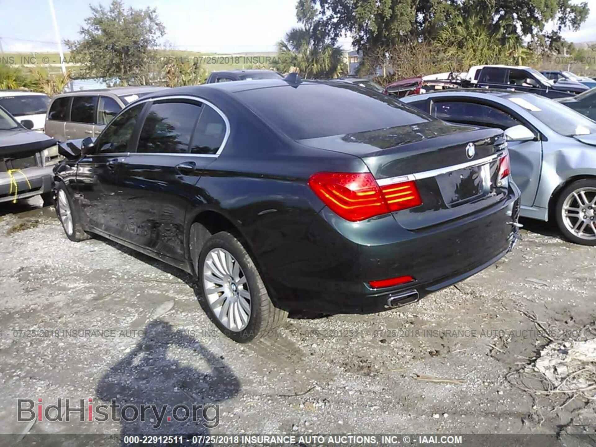 2012 Bmw 750 - VIN: WBAKB8C56CC964112 - Фото 3