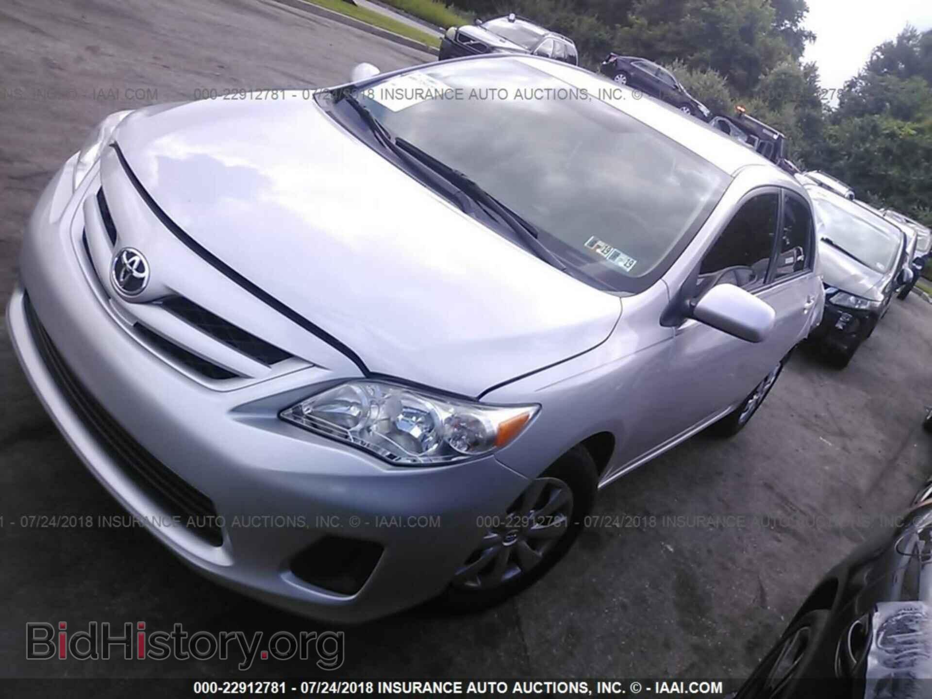 2011 Toyota Corolla - VIN: 2T1BU4EE3BC708129 - Фото 2