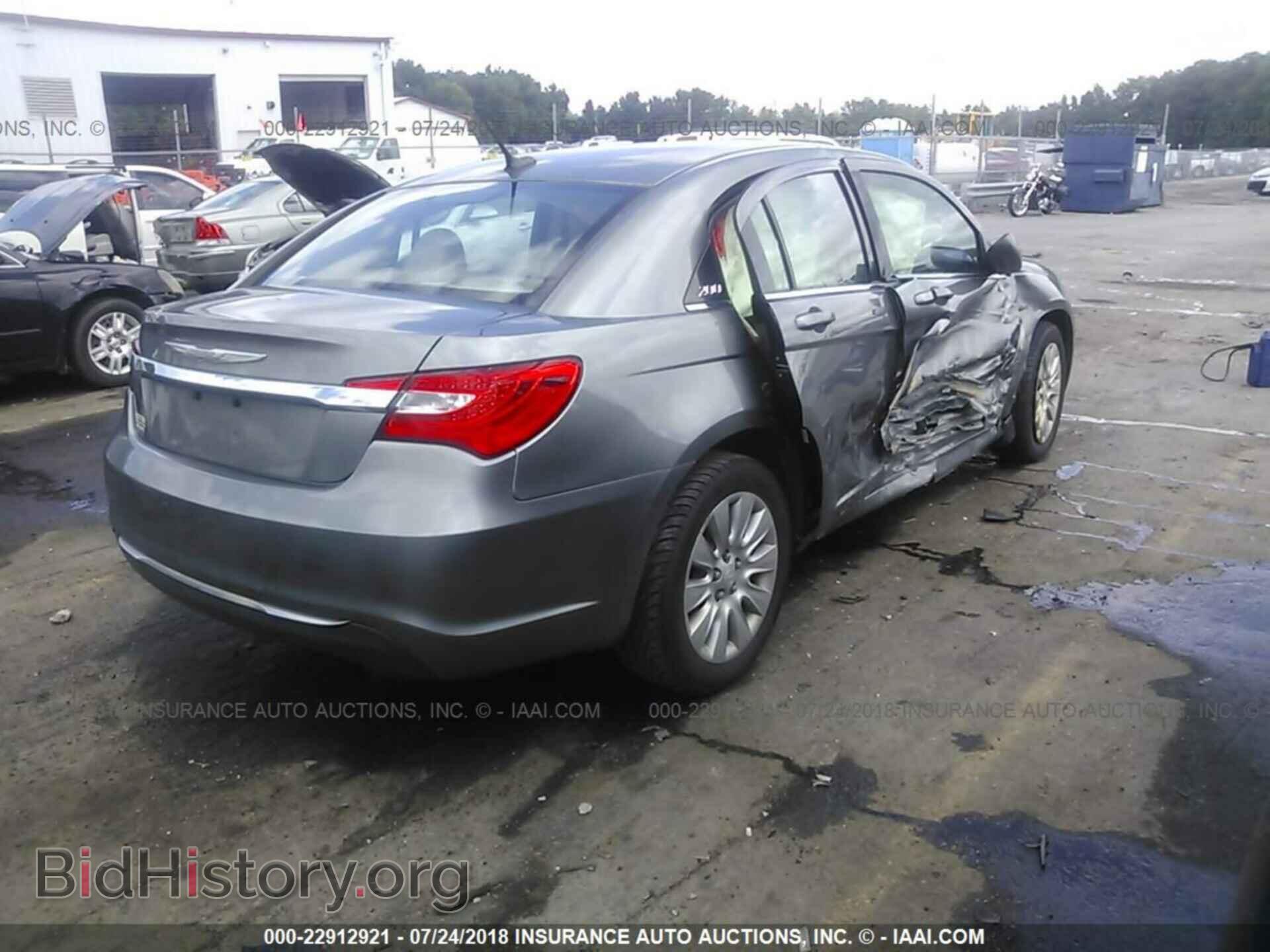 2013 Chrysler 200 - VIN: 1C3CCBAB9DN727134 - Фото 4