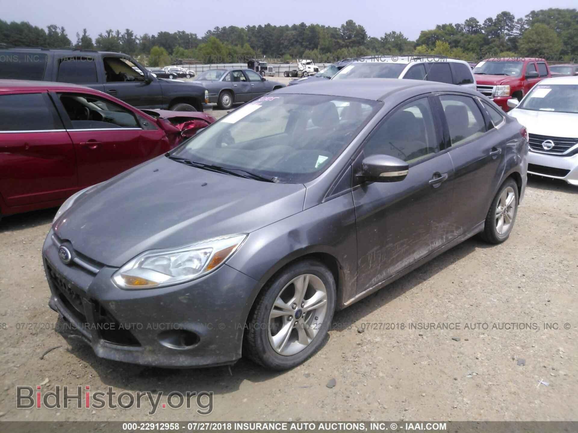 2014 Ford Focus - VIN: 1FADP3F2XEL278441 - Фото 2