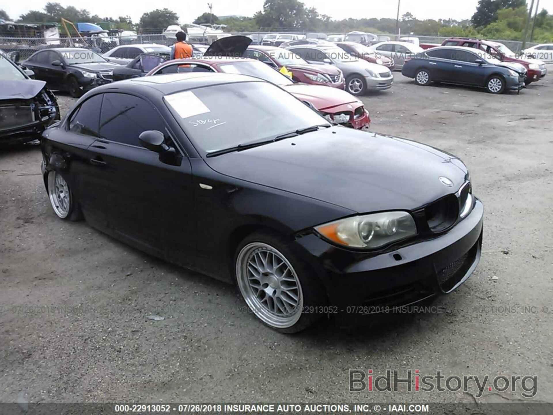 Photo WBAUC73568VF23546 - BMW 135 2008