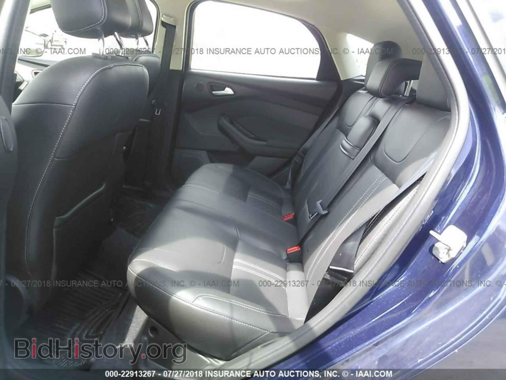 2012 Ford Focus - VIN: 1FAHP3M28CL127180 - Photo 8