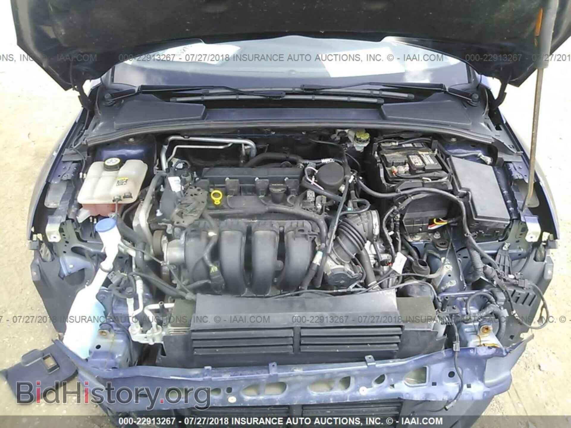 2012 Ford Focus - VIN: 1FAHP3M28CL127180 - Photo 10