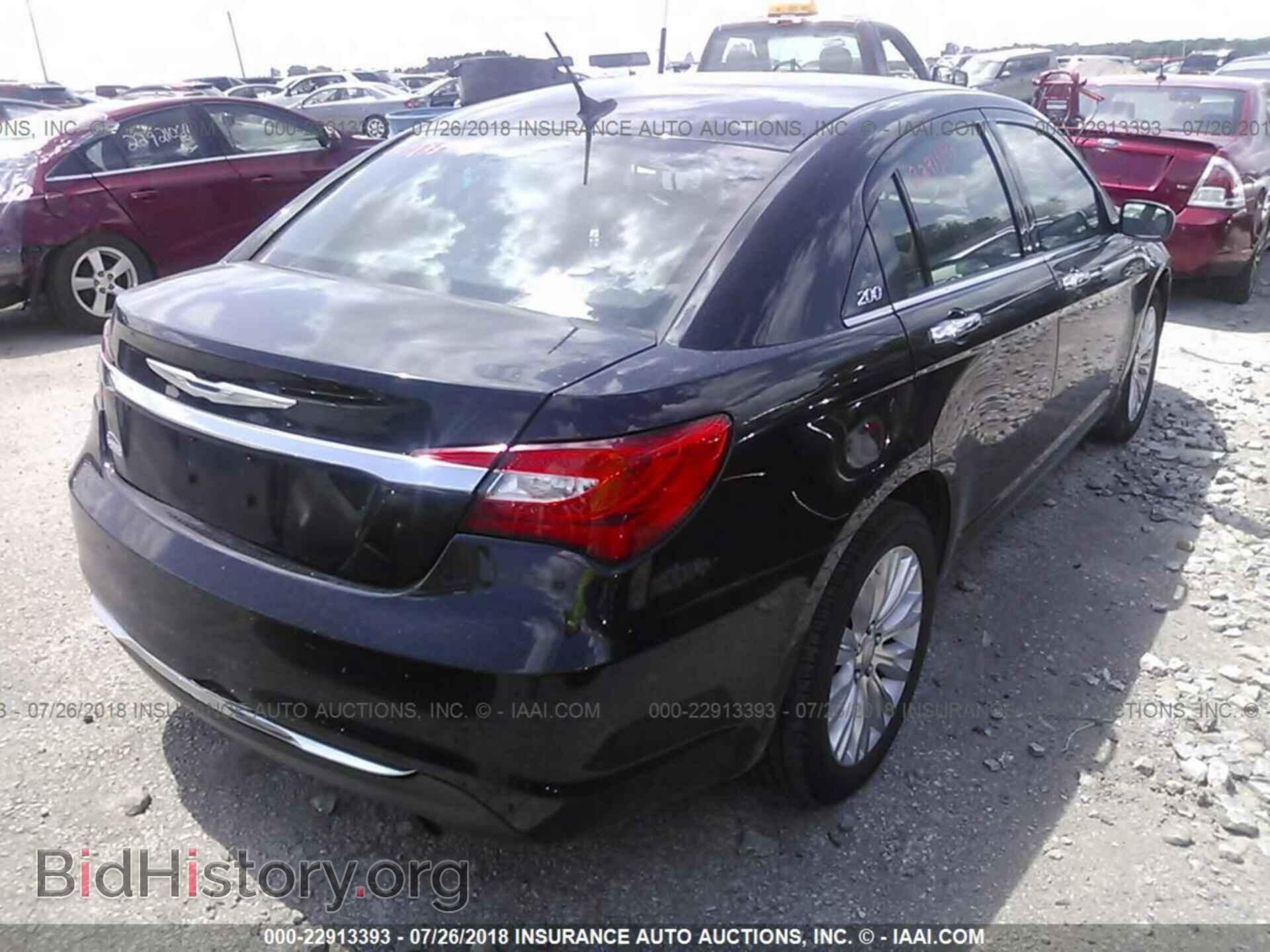 2012 Chrysler 200 - VIN: 1C3CCBCB5CN277946 - Photo 4