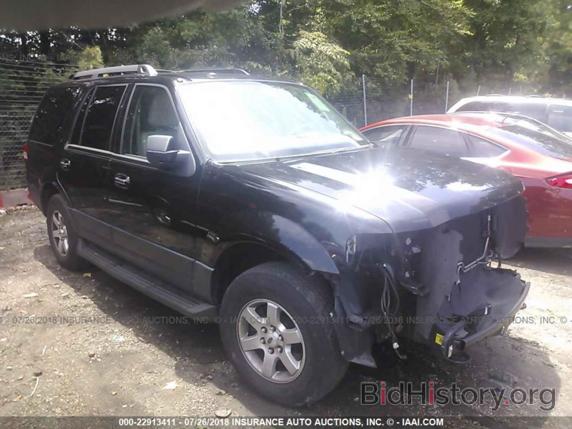 Photo 1FMJU1G52BEF52519 - Ford Expedition 2011
