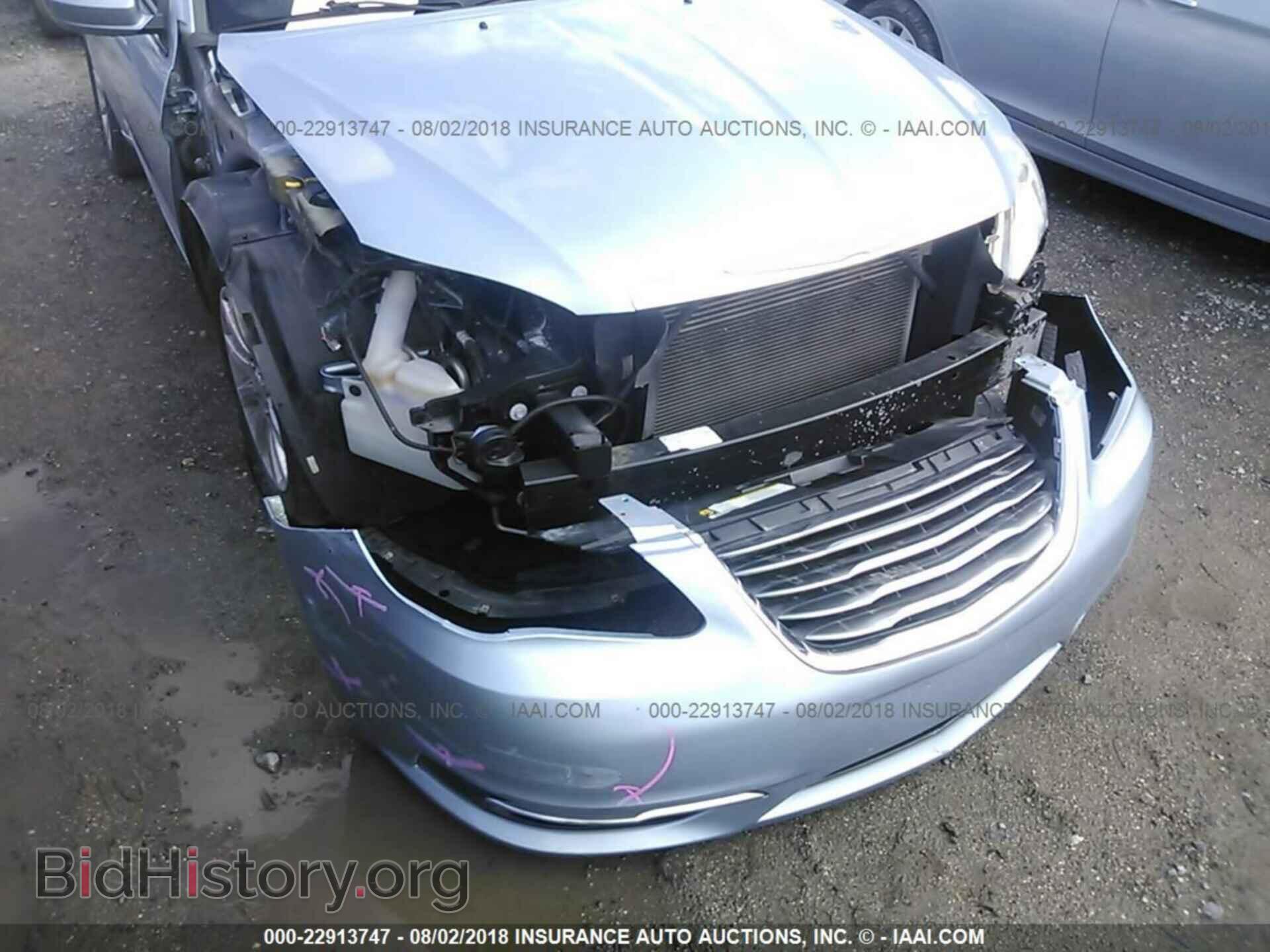 2013 Chrysler 200 - VIN: 1C3CCBBB4DN542438 - Фото 6