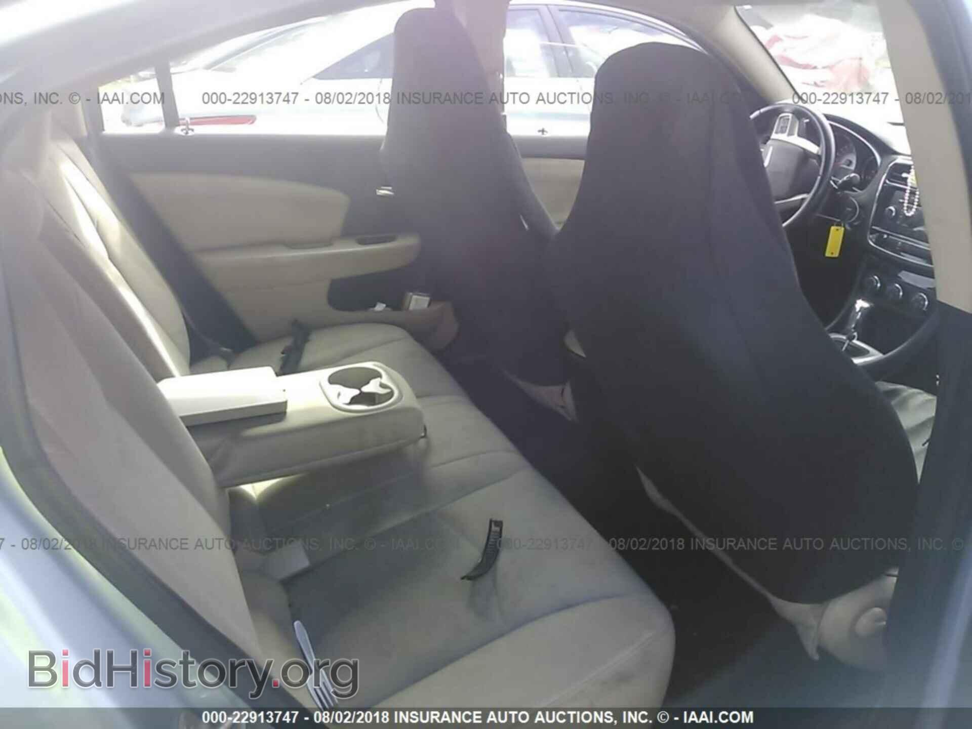 2013 Chrysler 200 - VIN: 1C3CCBBB4DN542438 - Фото 8