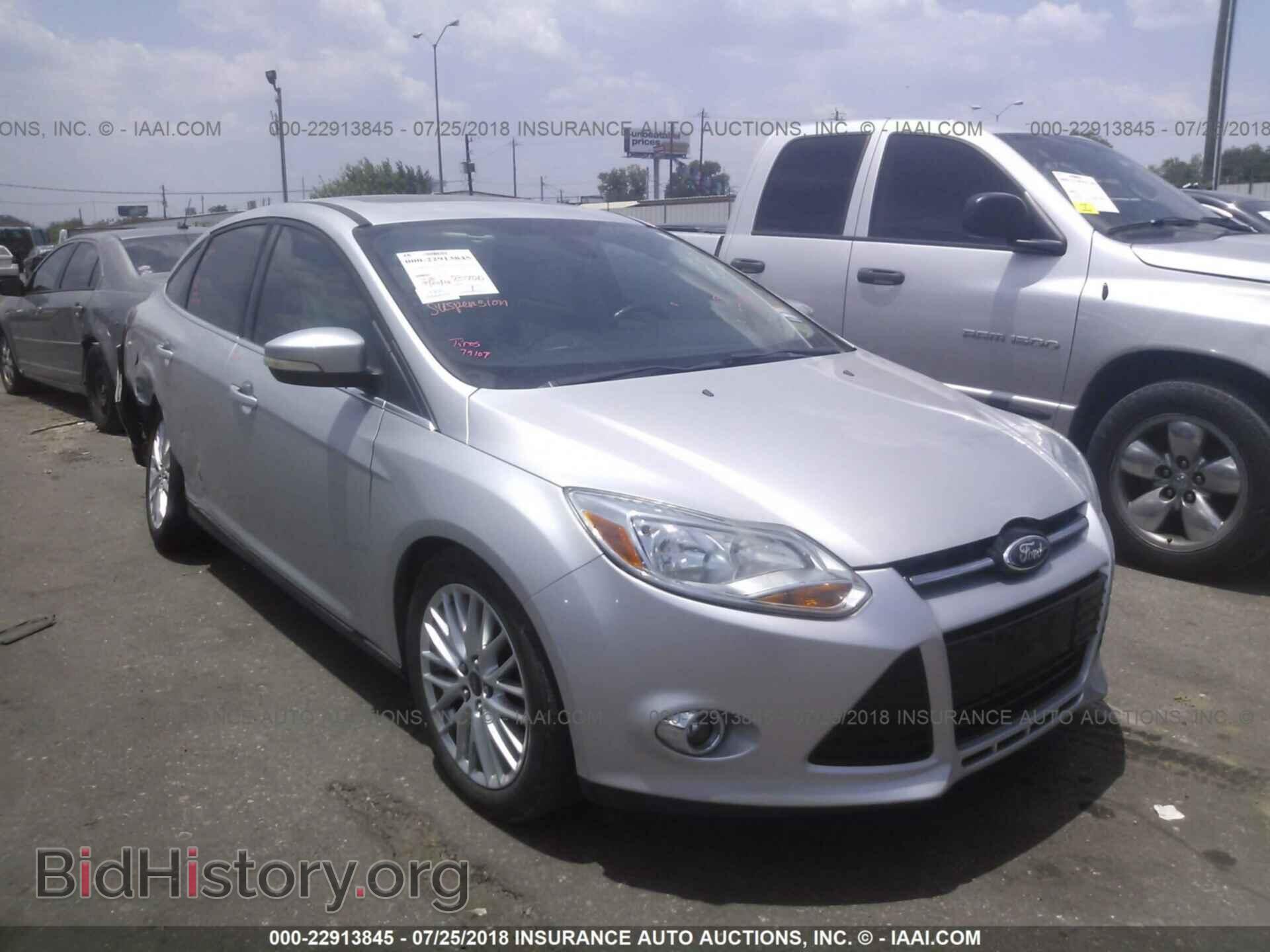 Photo 1FAHP3H23CL373936 - Ford Focus 2012