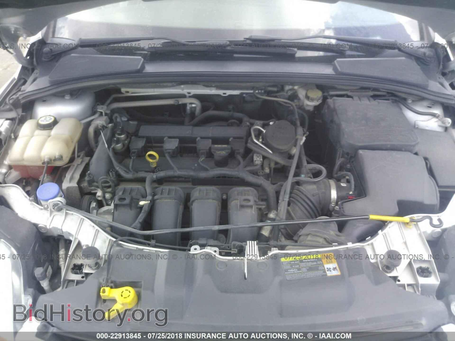 2012 Ford Focus - VIN: 1FAHP3H23CL373936 - Photo 10