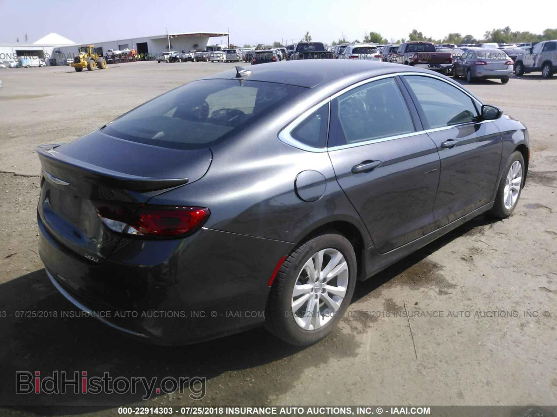 2017 Chrysler 200 - VIN: 1C3CCCAB2HN503375 - Фото 4