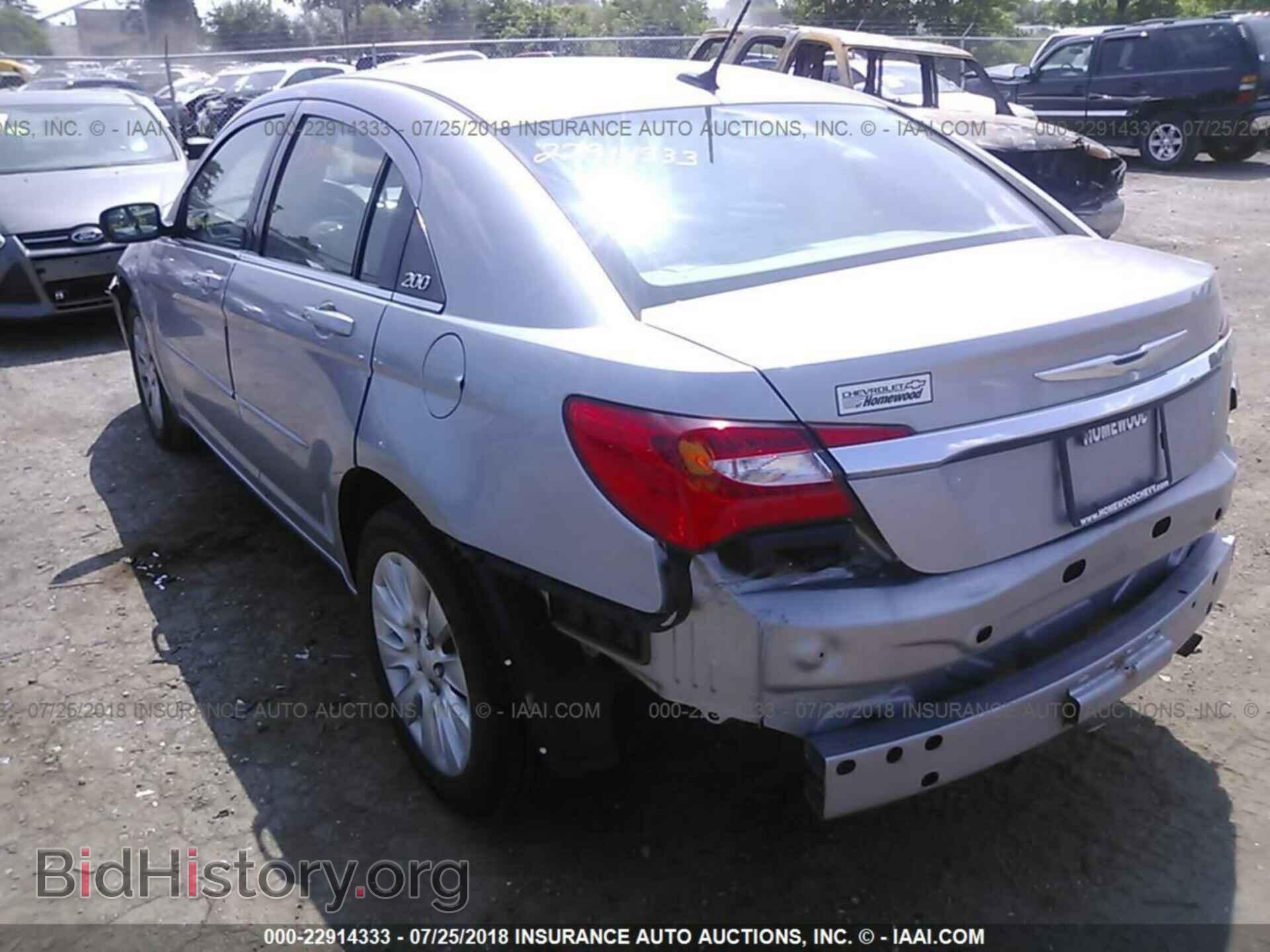 2013 Chrysler 200 - VIN: 1C3CCBAB4DN636188 - Photo 3