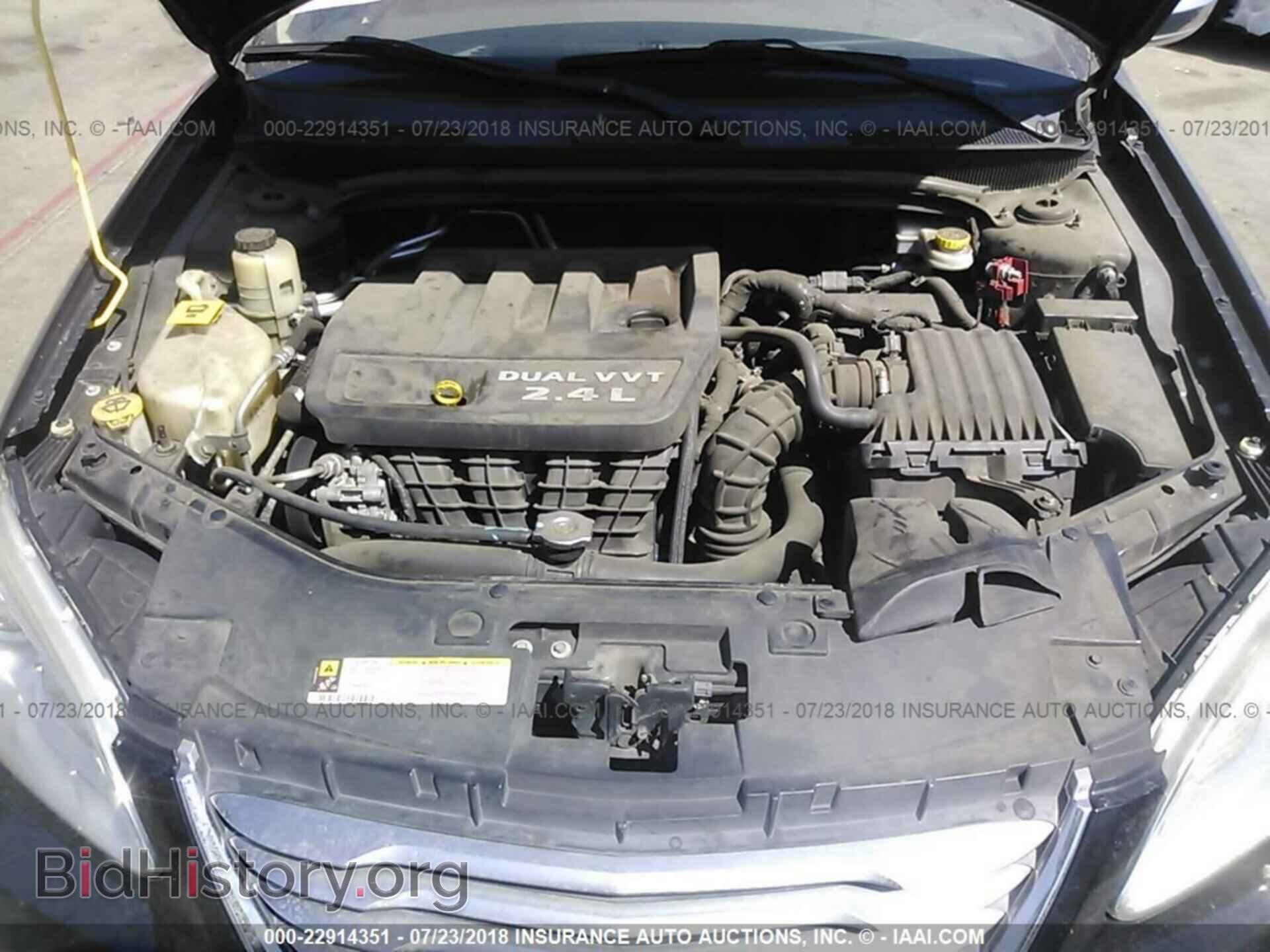 2012 Chrysler 200 - VIN: 1C3CCBCB8CN261689 - Photo 10