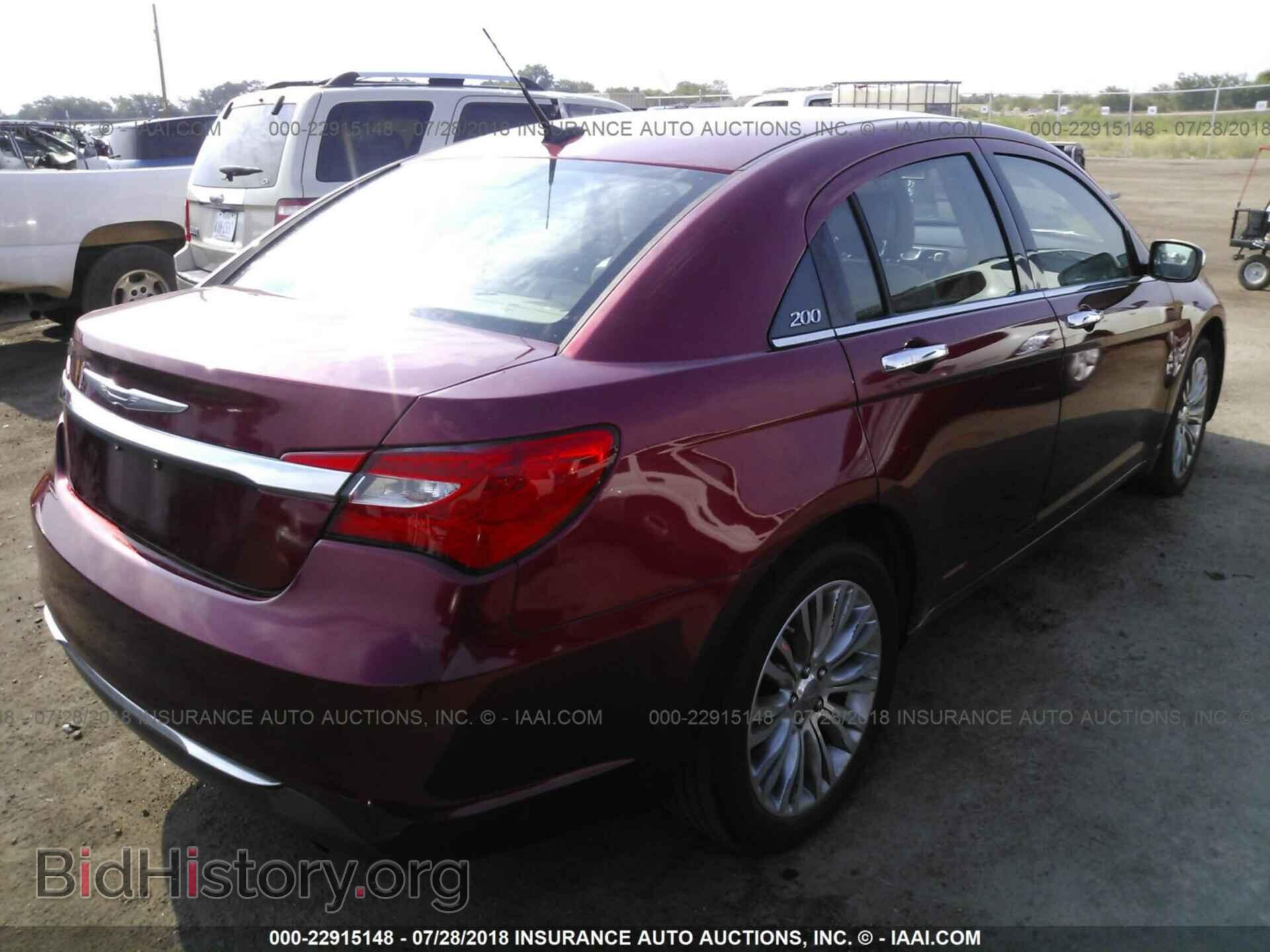 2011 Chrysler 200 - VIN: 1C3BC2FB1BN505835 - Photo 4