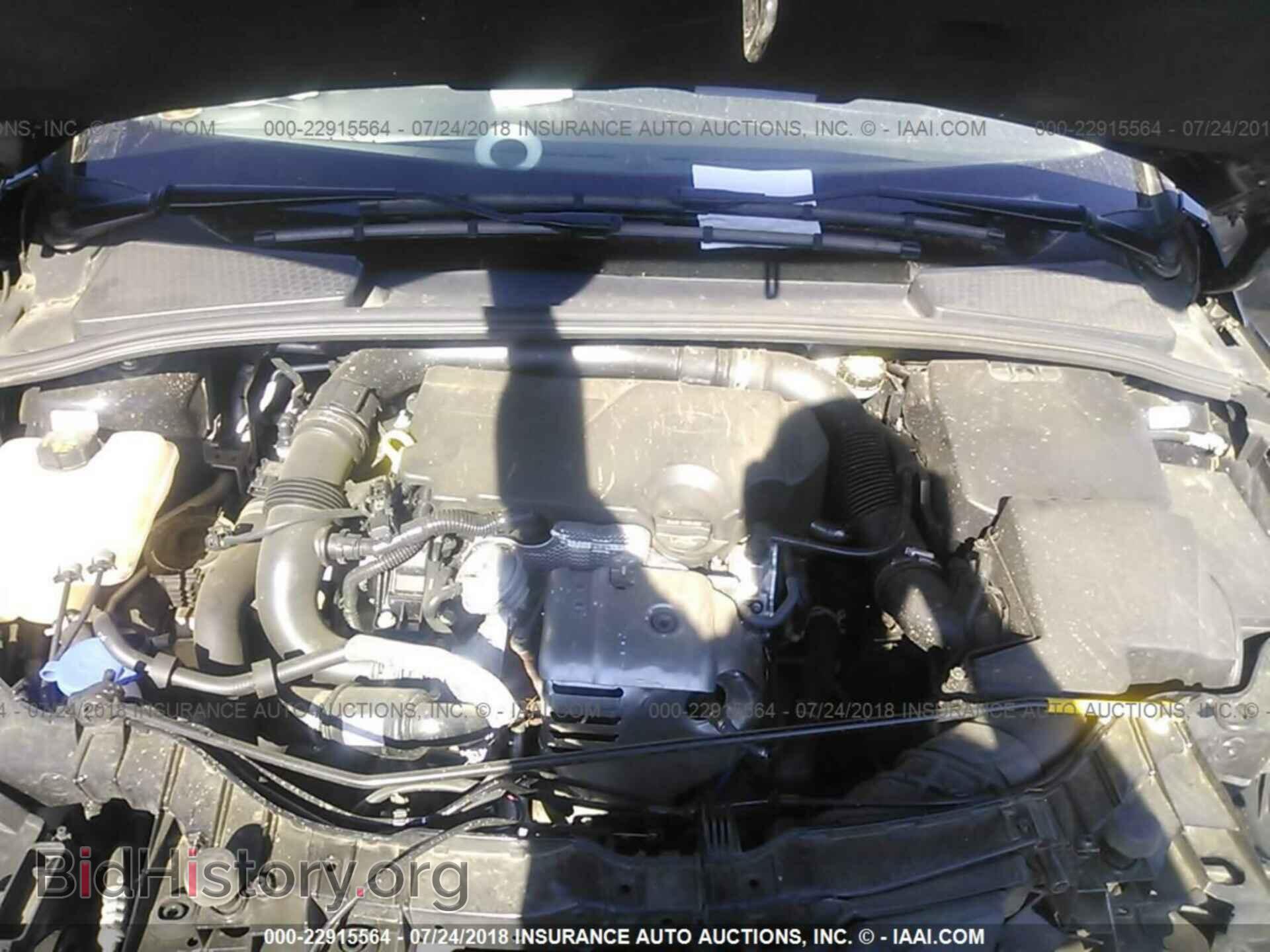 2016 Ford Focus - VIN: 1FADP3KE7GL247165 - Photo 10