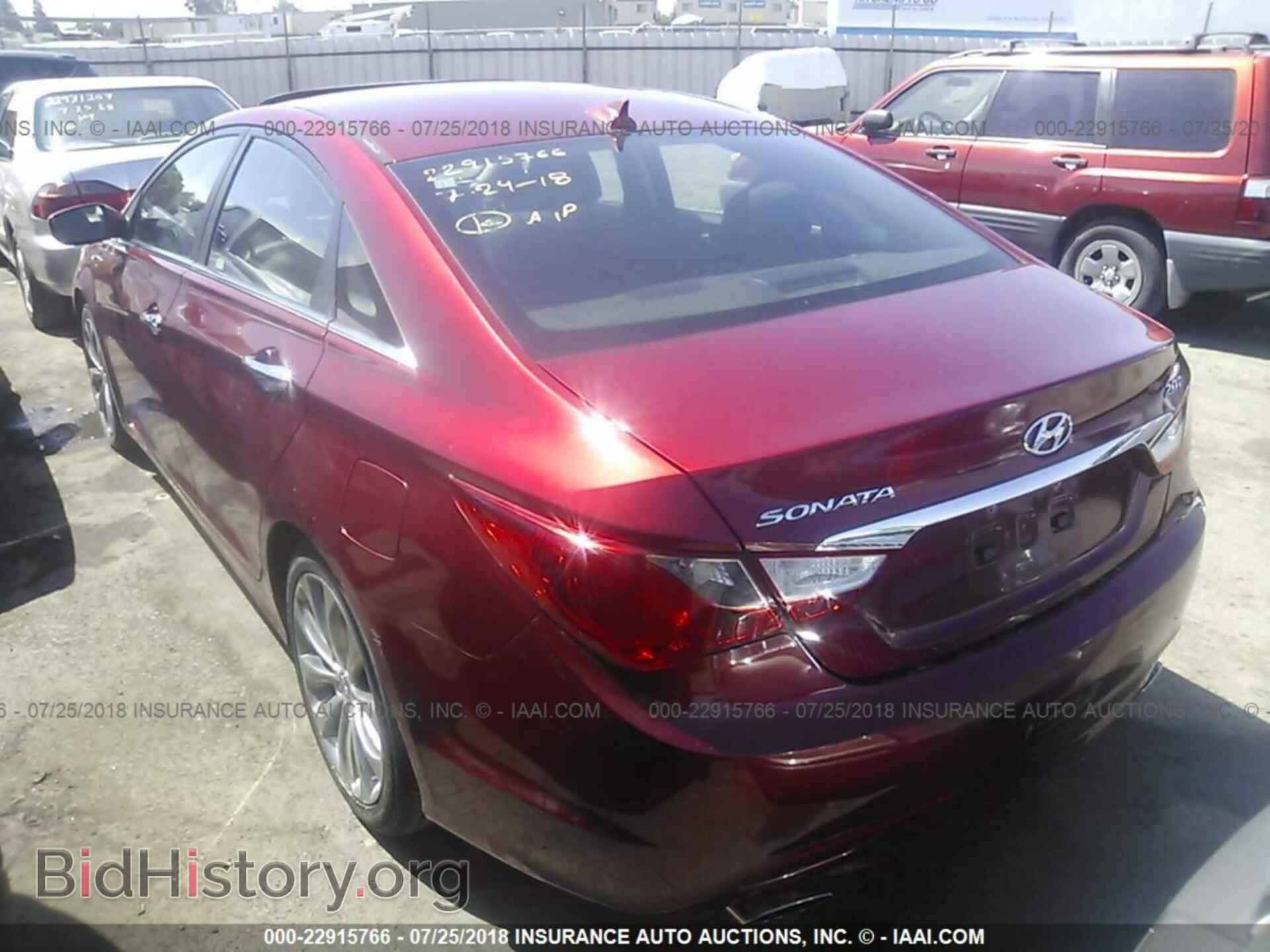 2012 Hyundai Sonata - VIN: 5NPEC4AB0CH365869 - Photo 3