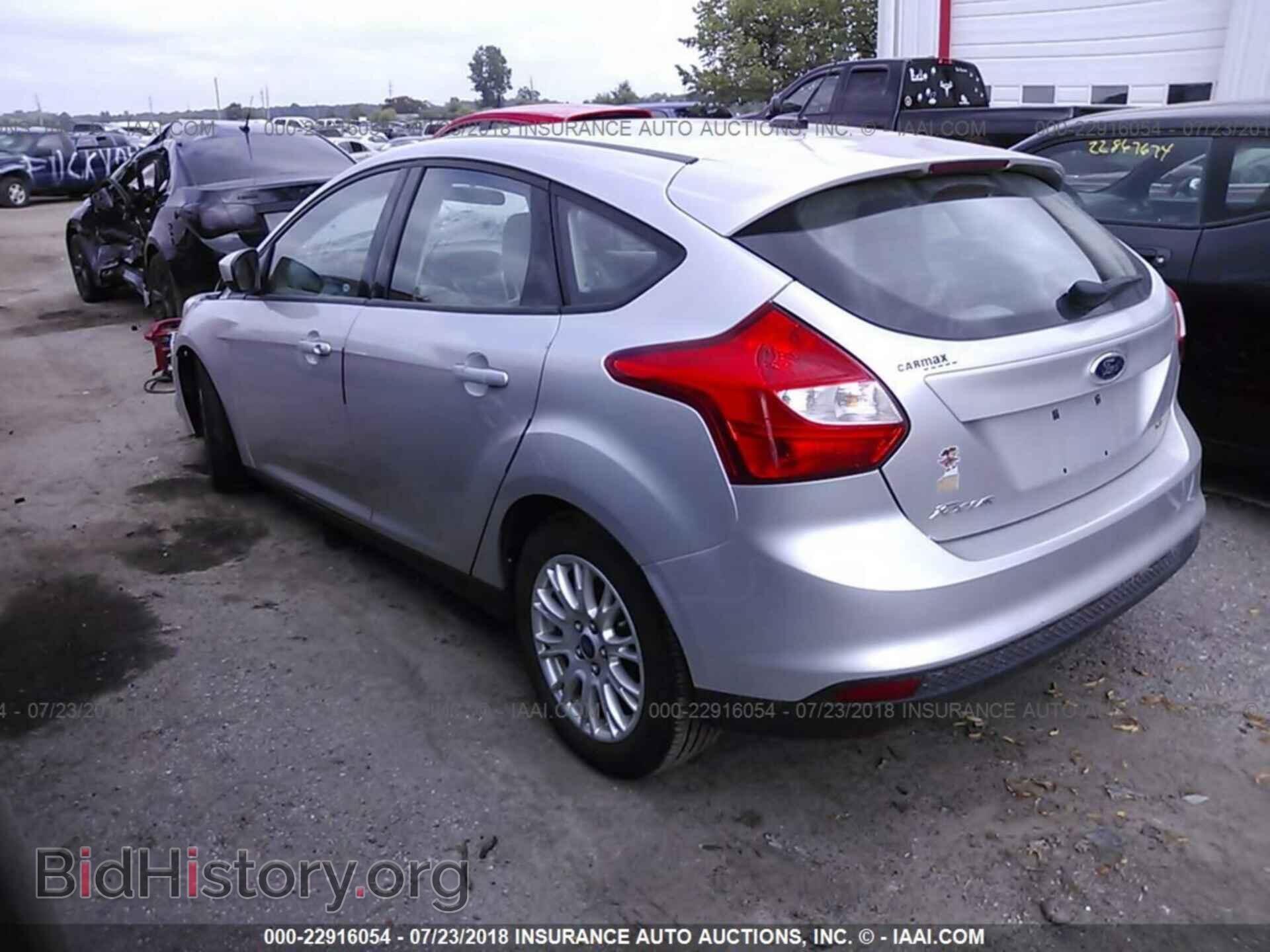 2012 Ford Focus - VIN: 1FAHP3K26CL132669 - Photo 3
