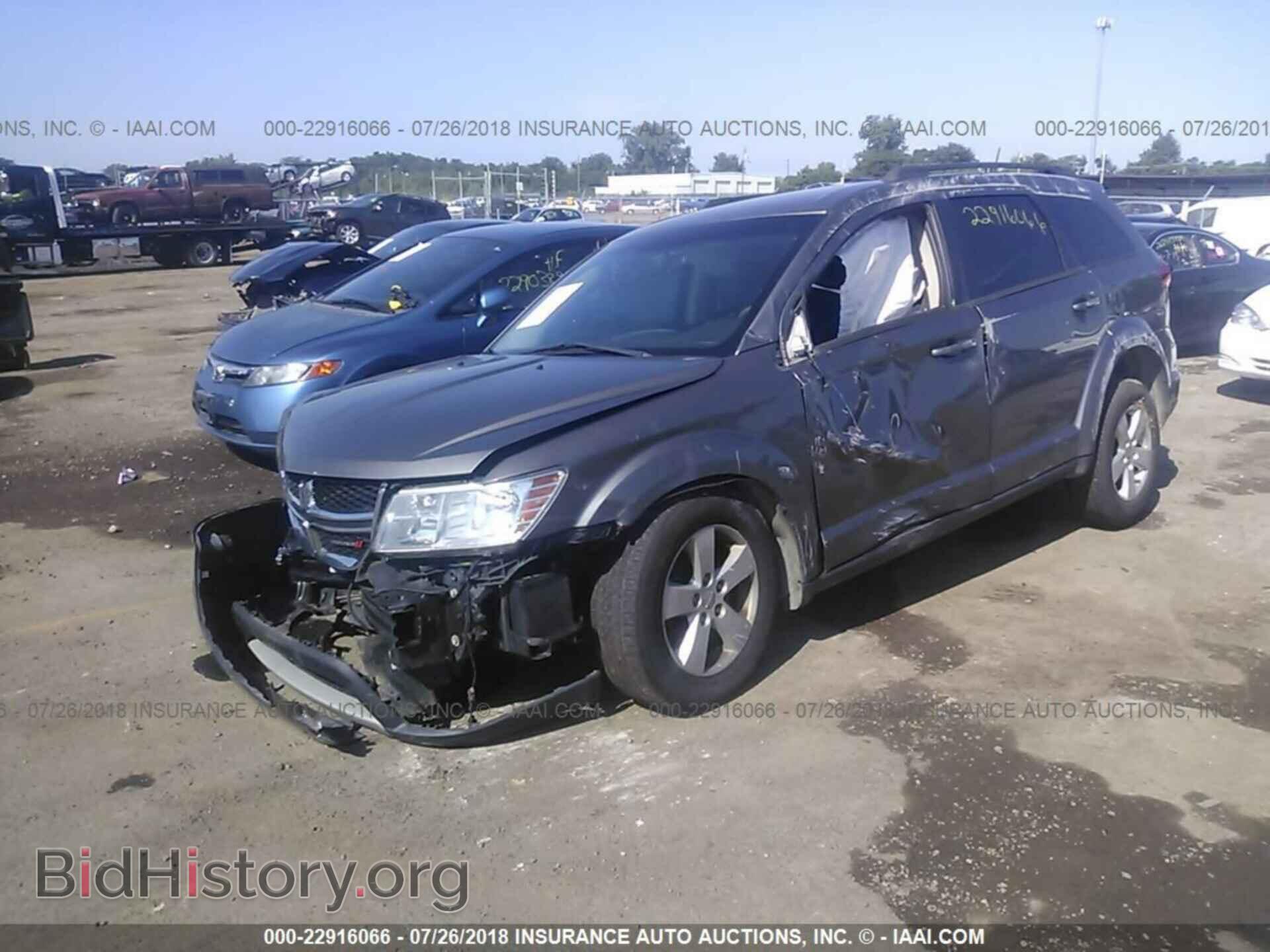 2012 Dodge Journey - VIN: 3C4PDCBG5CT396240 - Фото 2