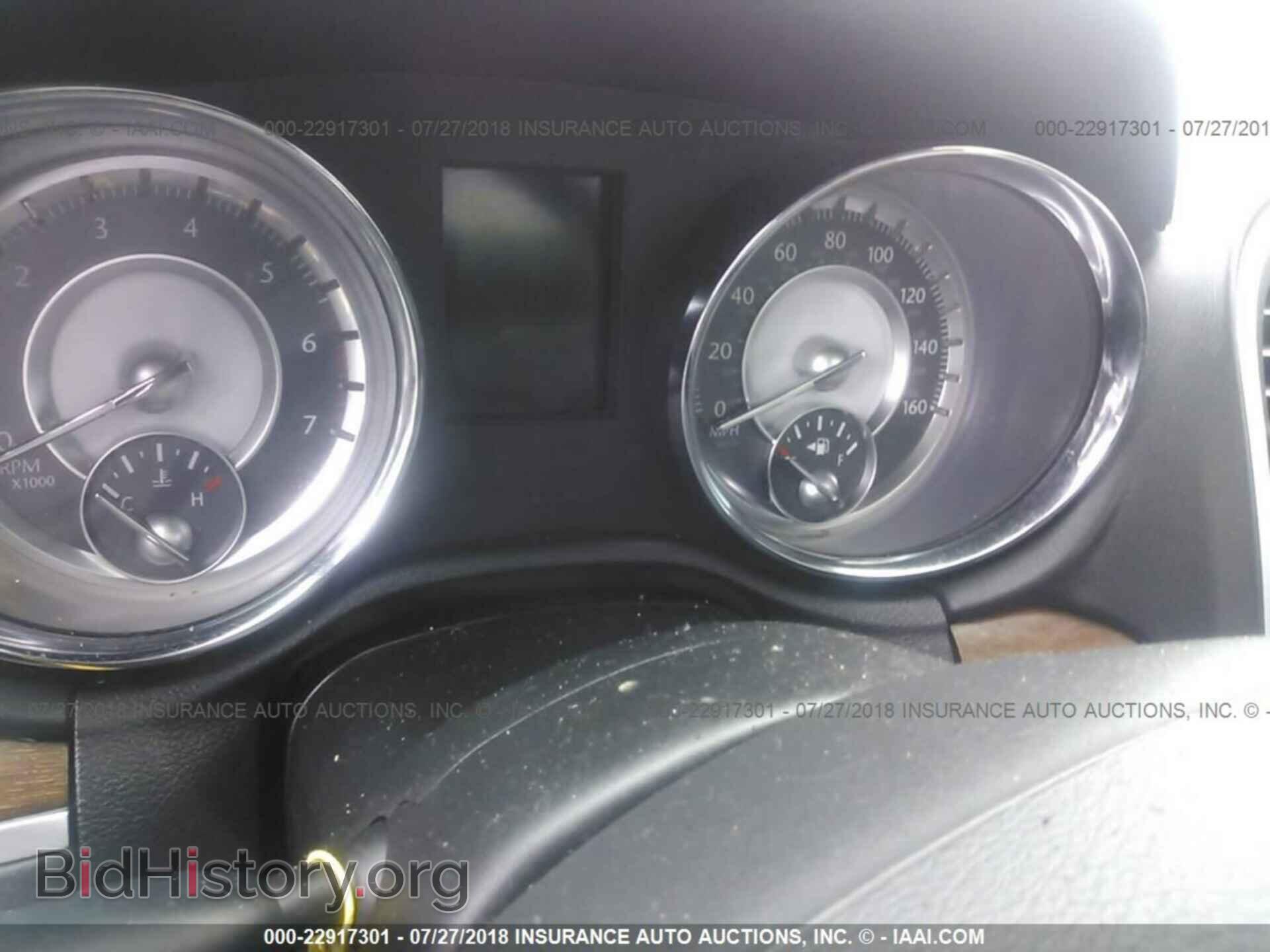 2012 Chrysler 300c - VIN: 2C3CCAPT5CH253944 - Фото 7