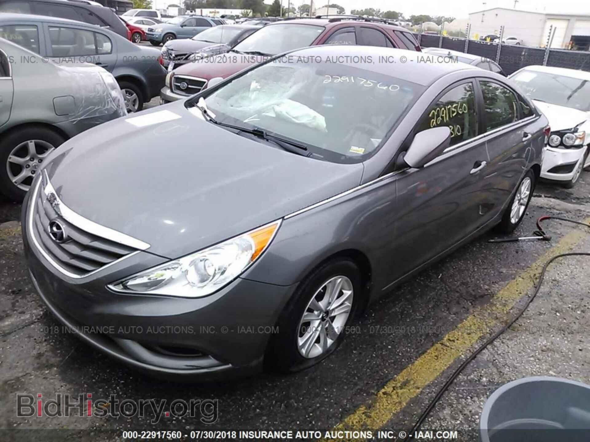 2012 Hyundai Sonata - VIN: 5NPEB4AC2CH467671 - Фото 2