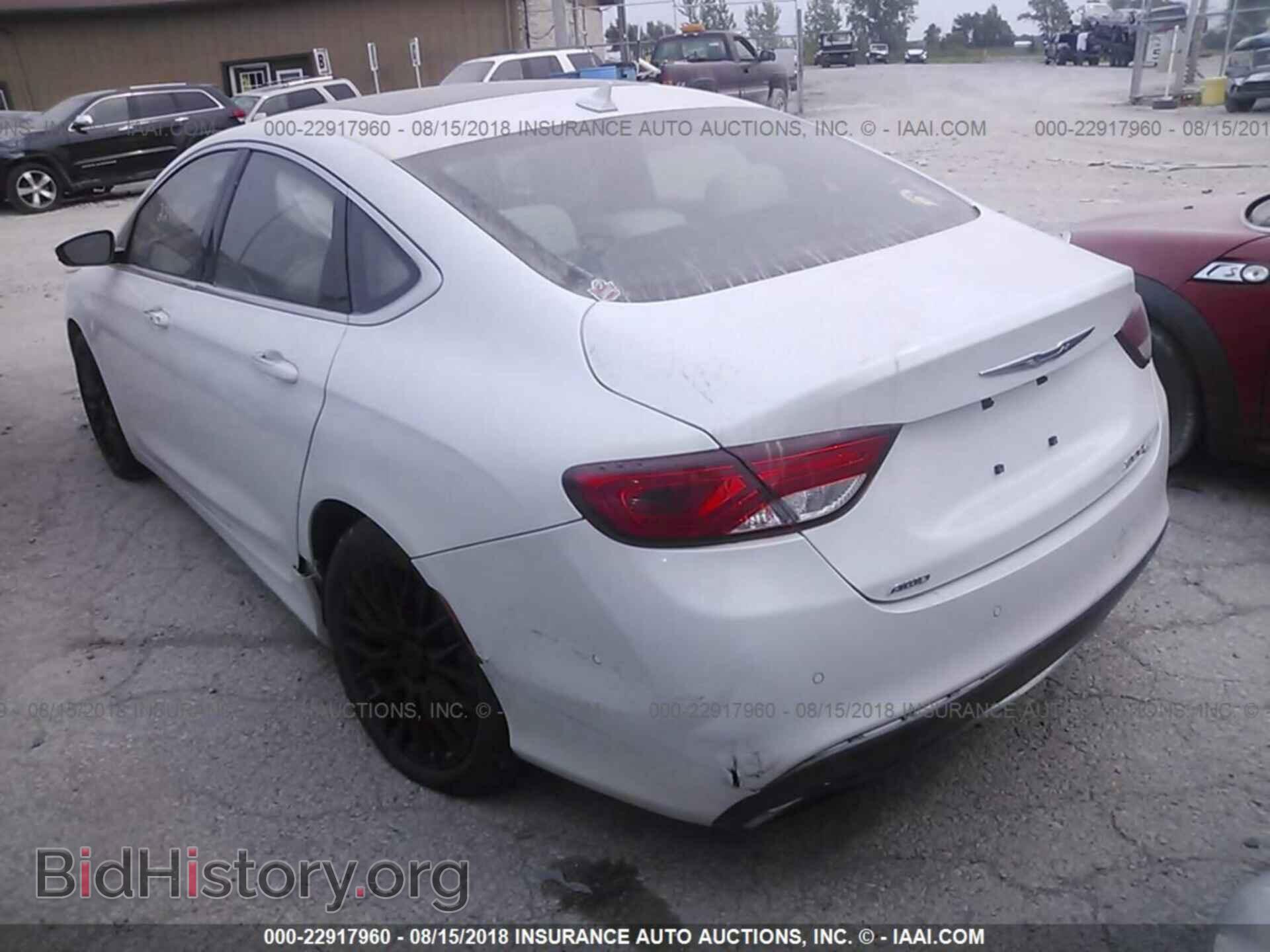 2015 Chrysler 200 - VIN: 1C3CCCEG9FN678662 - Фото 3