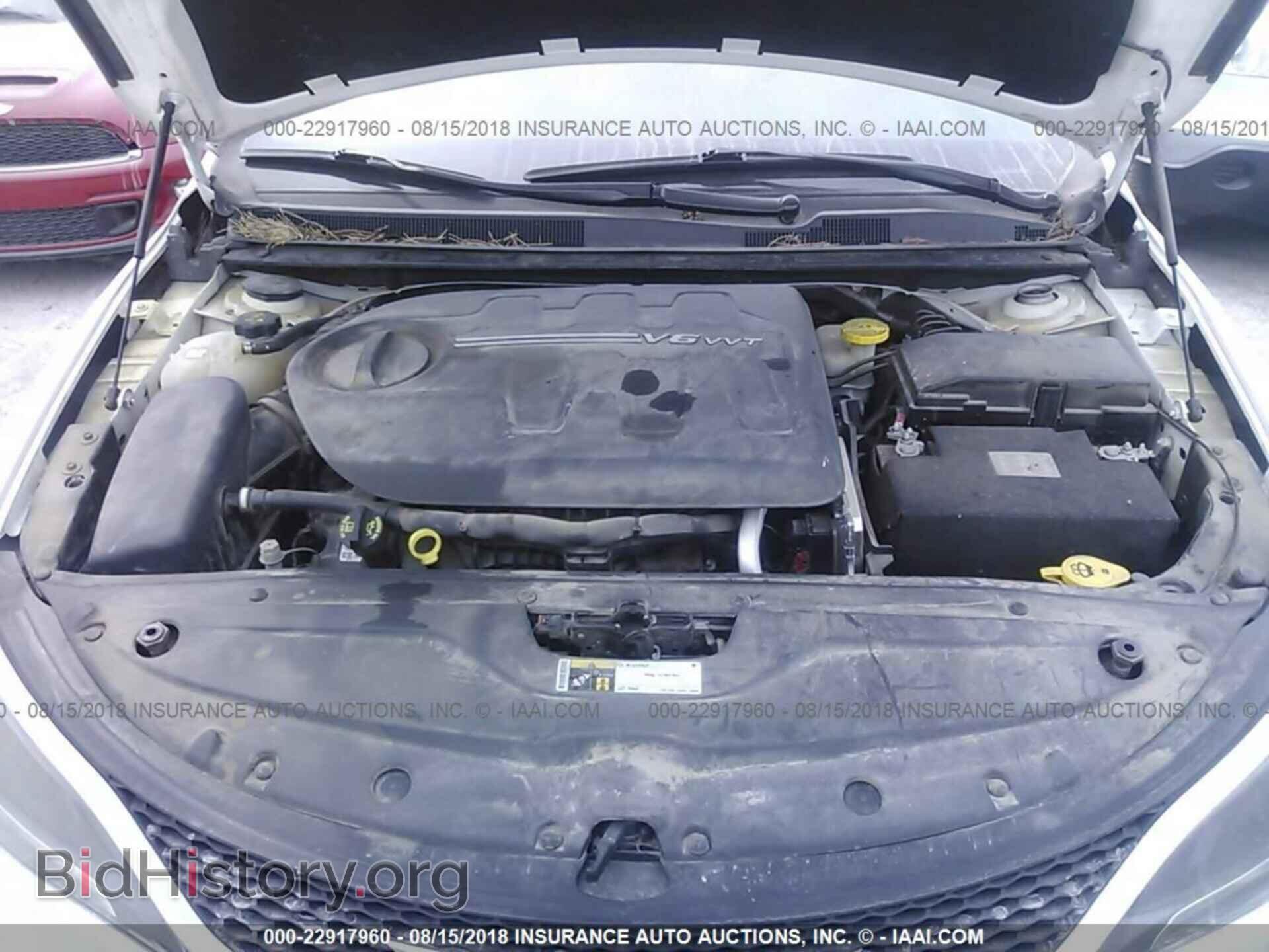 2015 Chrysler 200 - VIN: 1C3CCCEG9FN678662 - Фото 10