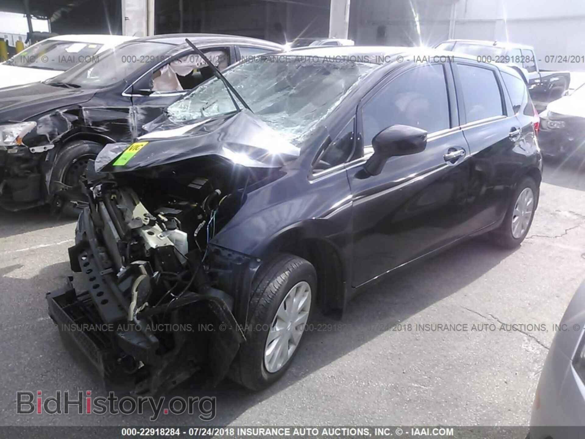 2016 Nissan Versa note - VIN: 3N1CE2CP5GL400106 - Фото 2
