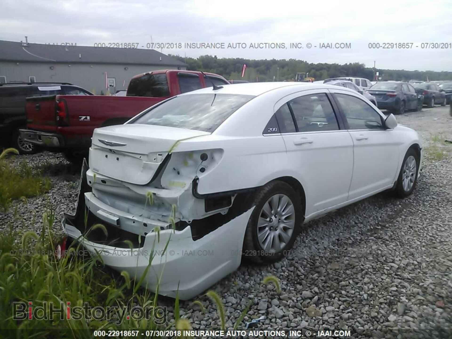 2012 Chrysler 200 - VIN: 1C3CCBAB7CN292564 - Фото 4