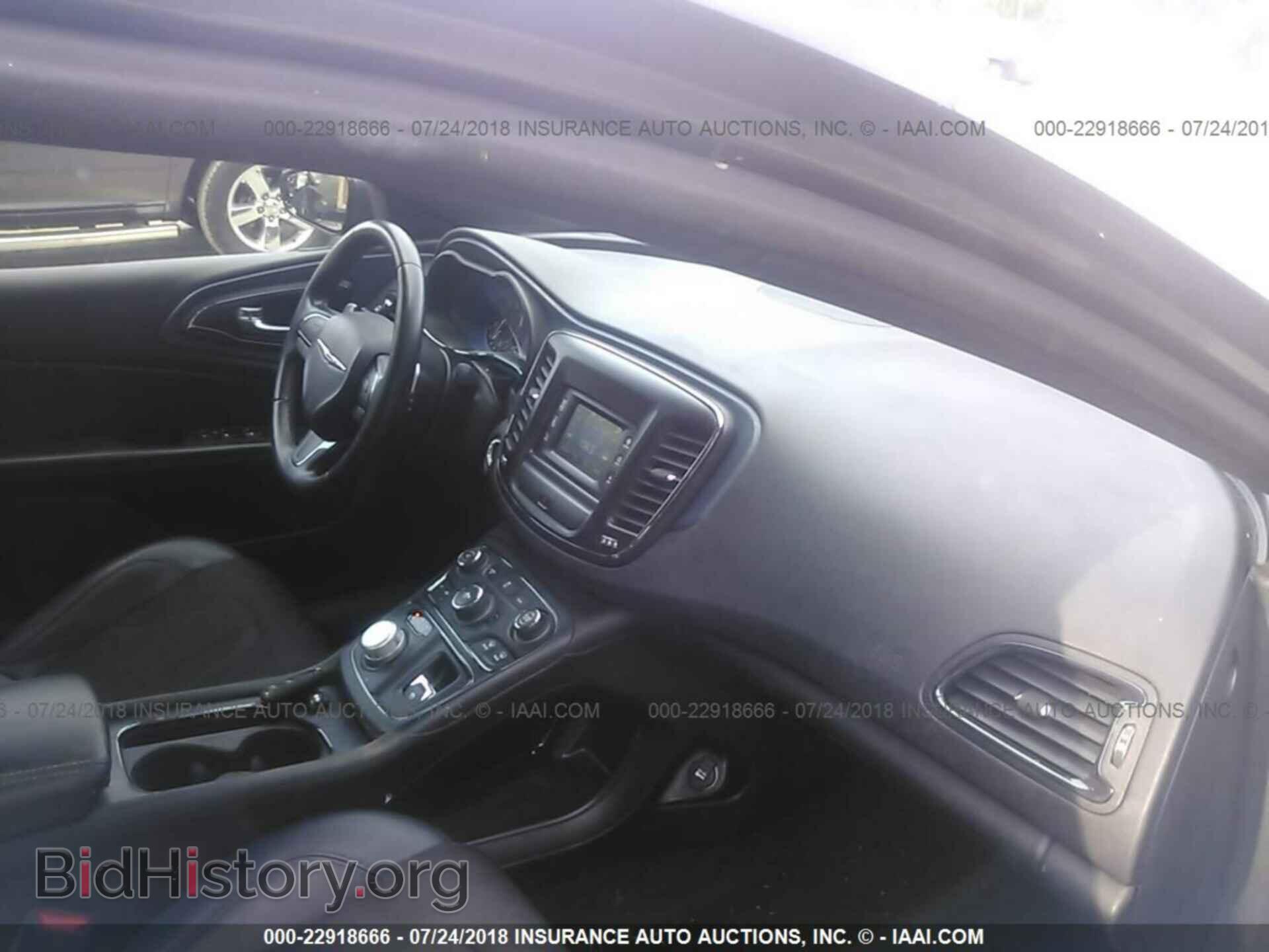 2015 Chrysler 200 - VIN: 1C3CCCBB3FN681601 - Photo 5