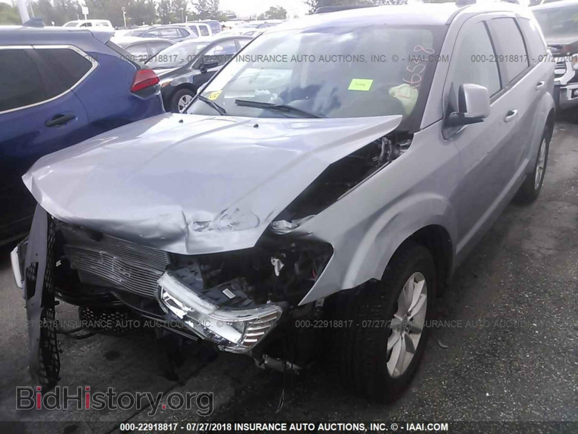 2016 Dodge Journey - VIN: 3C4PDCBG2GT126548 - Фото 2