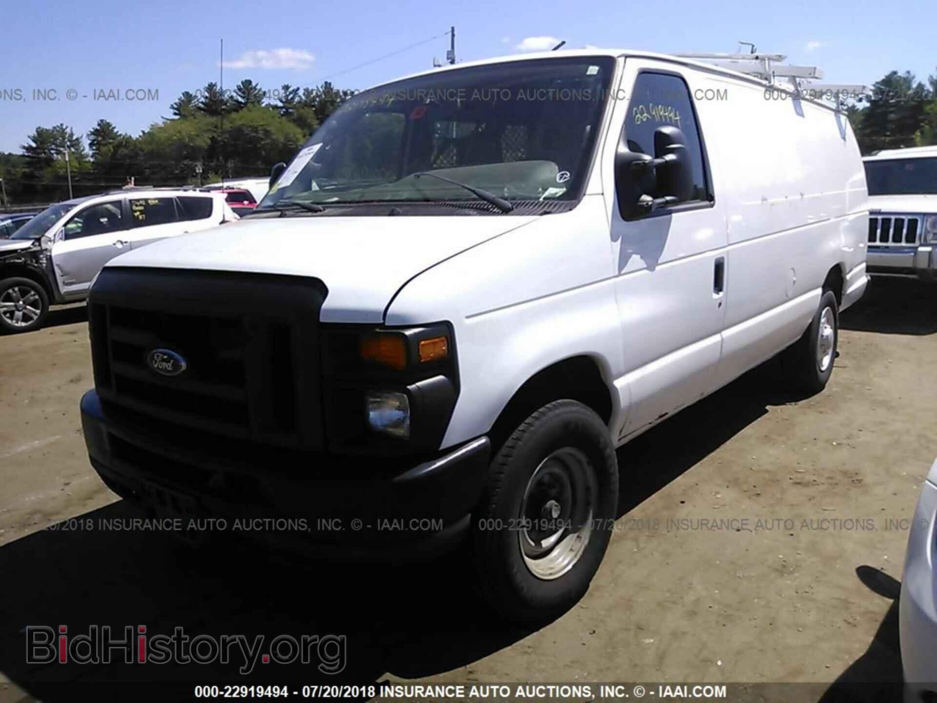 2011 Ford Econoline - VIN: 1FTNS2EW3BDA45633 - Фото 2