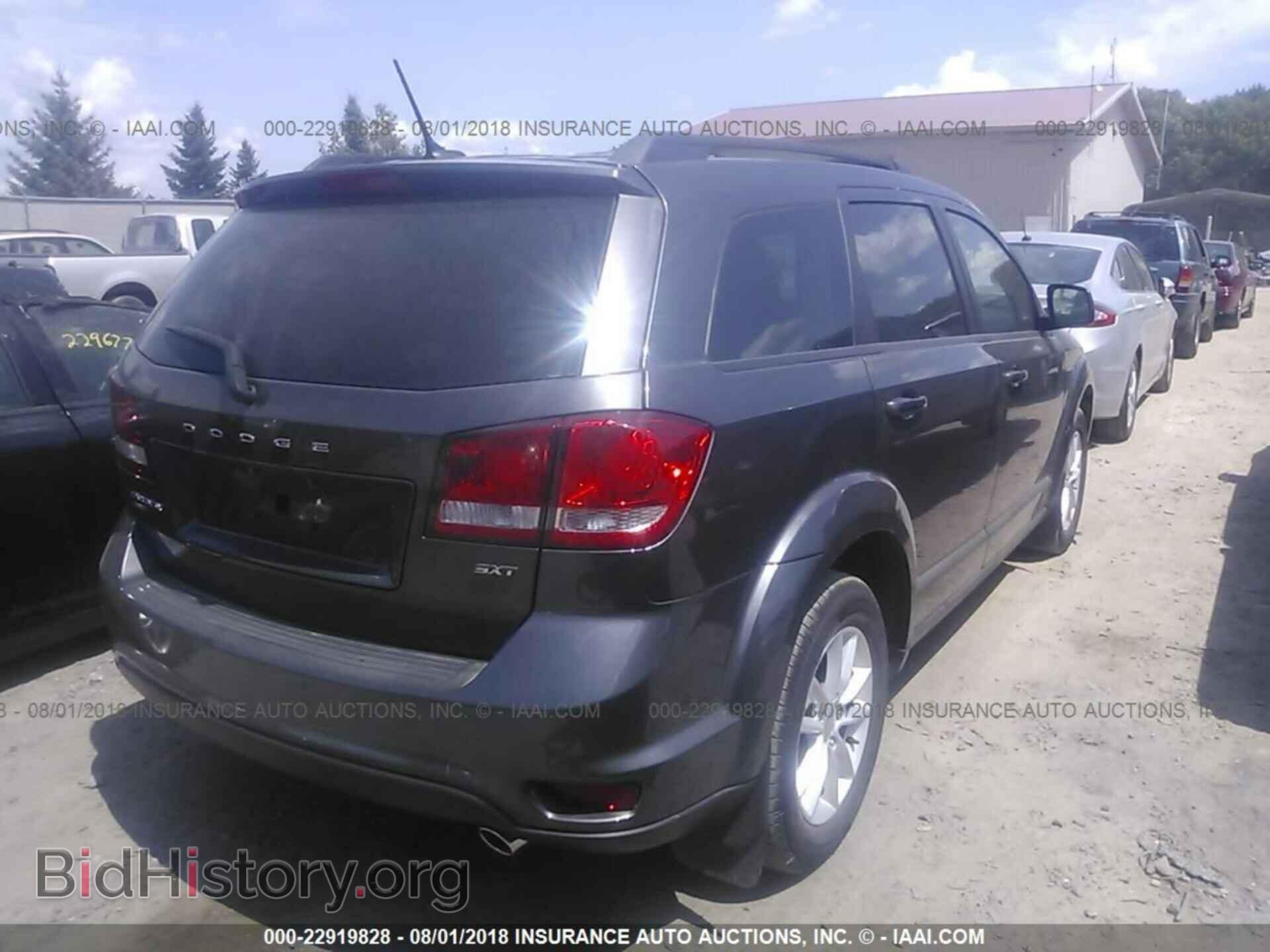 2015 Dodge Journey - VIN: 3C4PDDBG6FT526925 - Photo 4