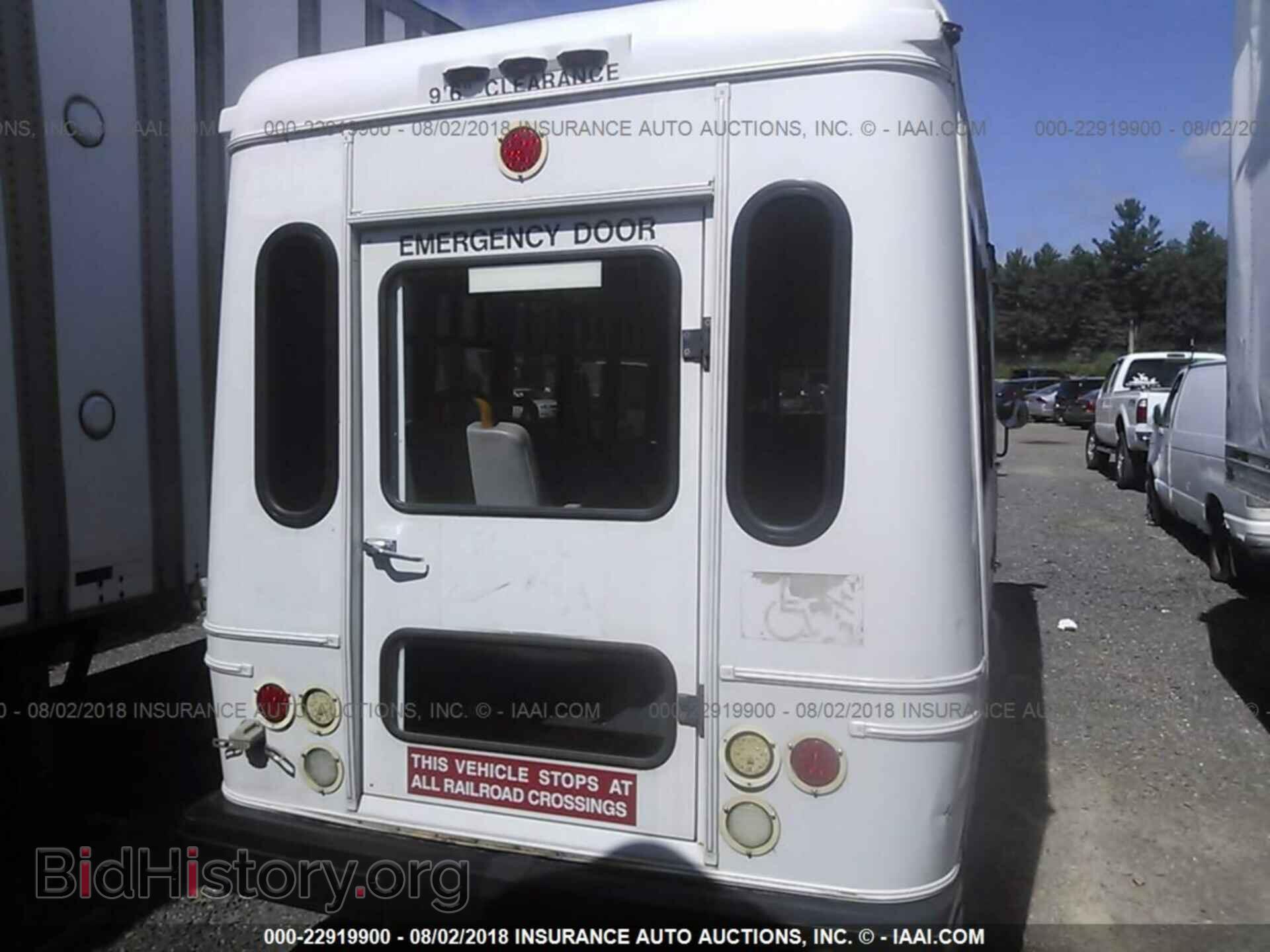 2011 Ford Econoline - VIN: 1FDEE3FLXBDA72616 - Photo 8