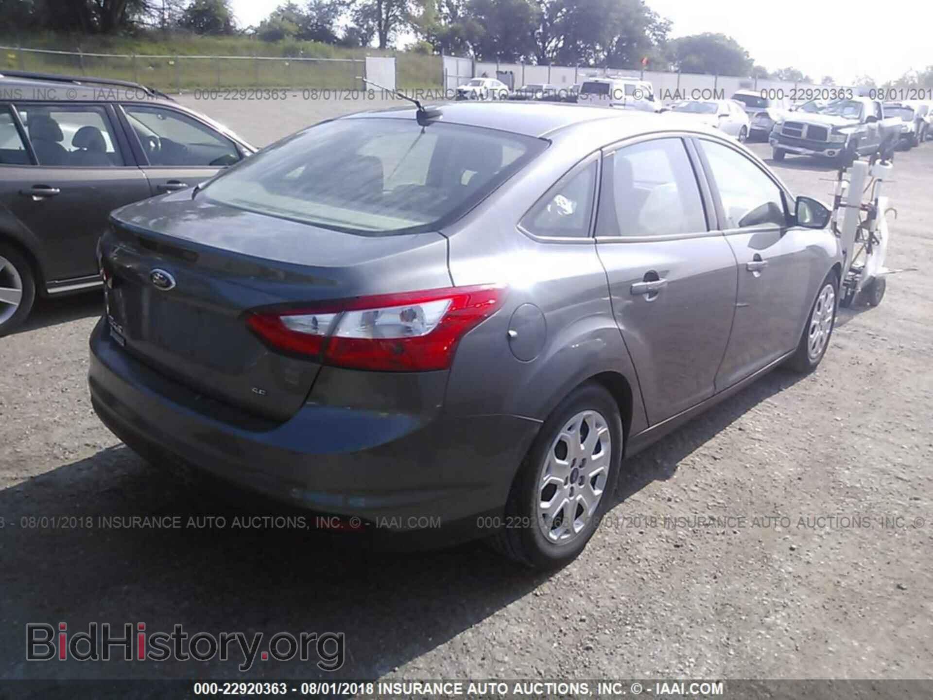 2012 Ford Focus - VIN: 1FAHP3F23CL119839 - Фото 4