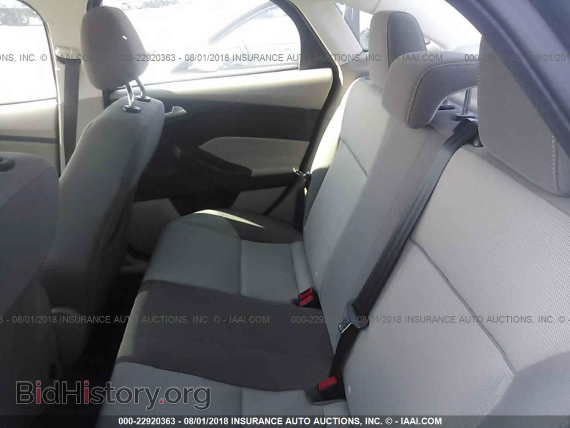 2012 Ford Focus - VIN: 1FAHP3F23CL119839 - Фото 8