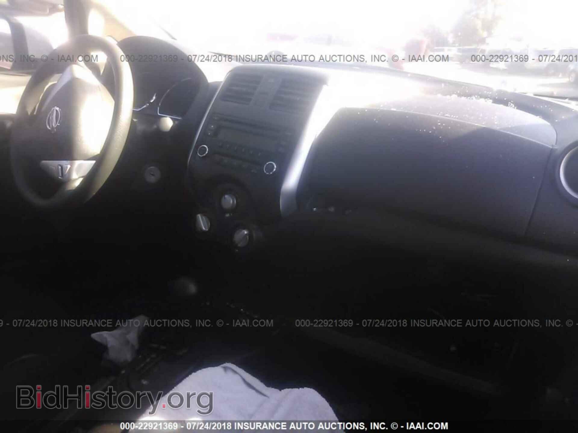 2014 Nissan Versa note - VIN: 3N1CE2CP5EL434009 - Photo 5